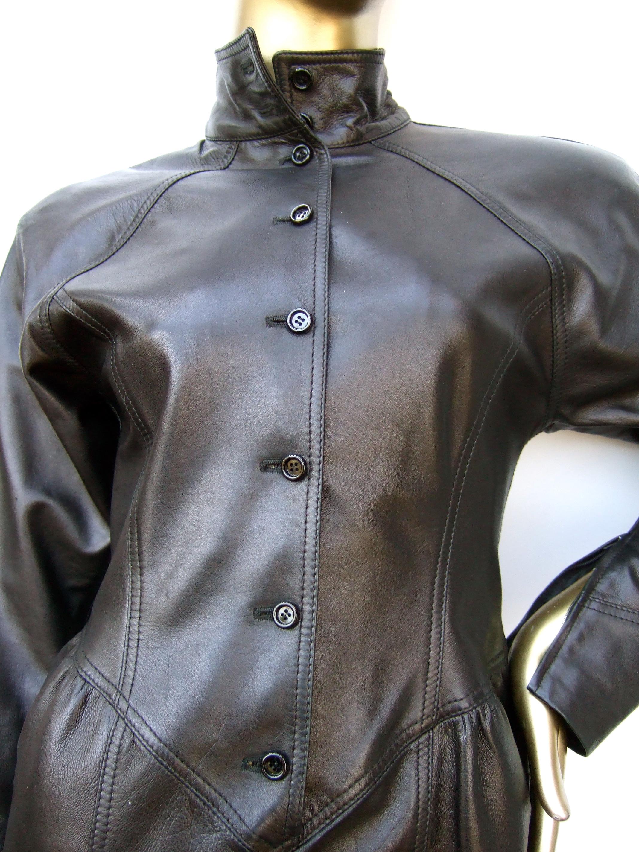 Emanuel Ungaro Paris Avant Garde Edgy Brown Leather Dress Made in Italy c 1980s Pour femmes en vente