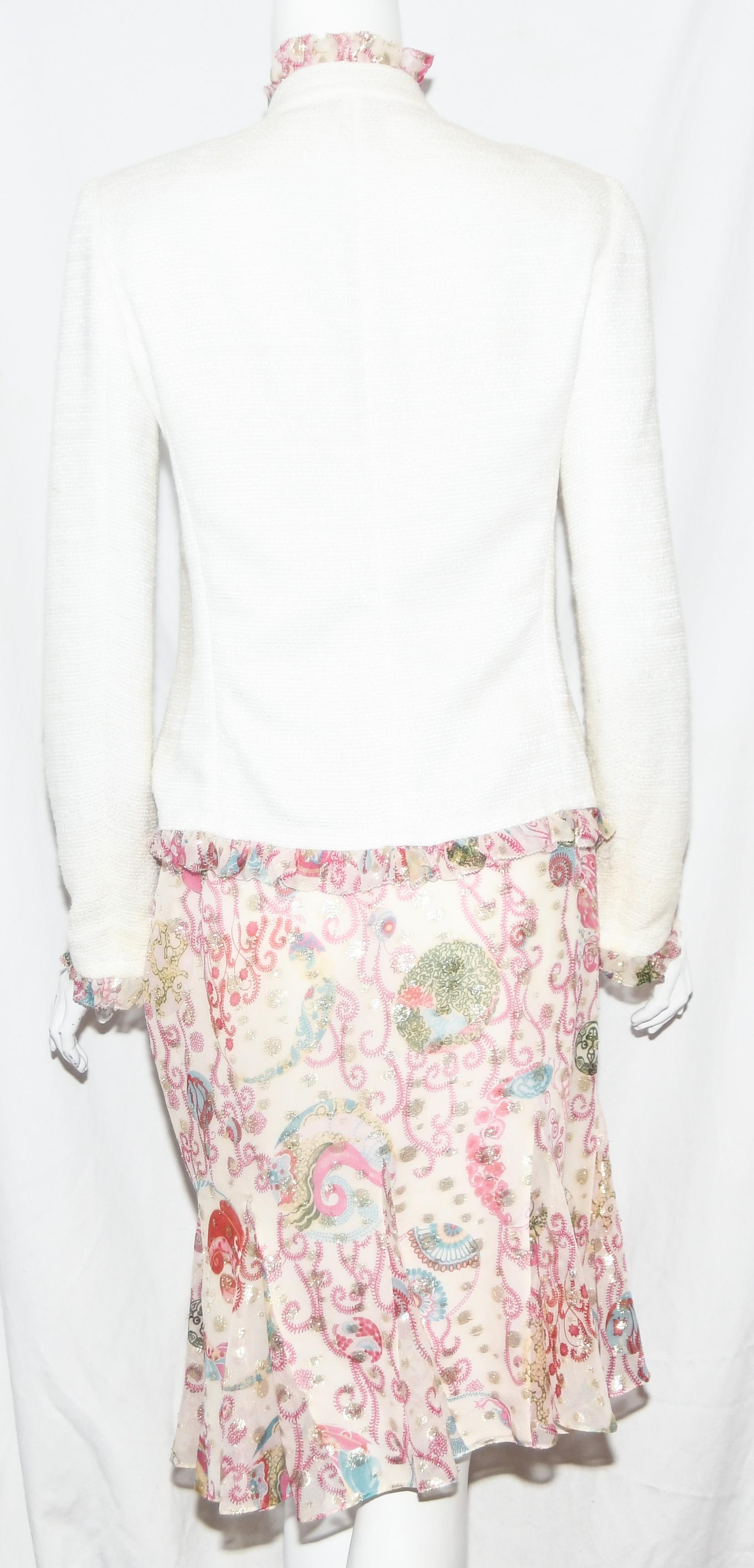 Emanuel Ungaro Paris Pink & Ivory Metallic Tweed Ruffled  3 pc Suit In Good Condition For Sale In Palm Beach, FL