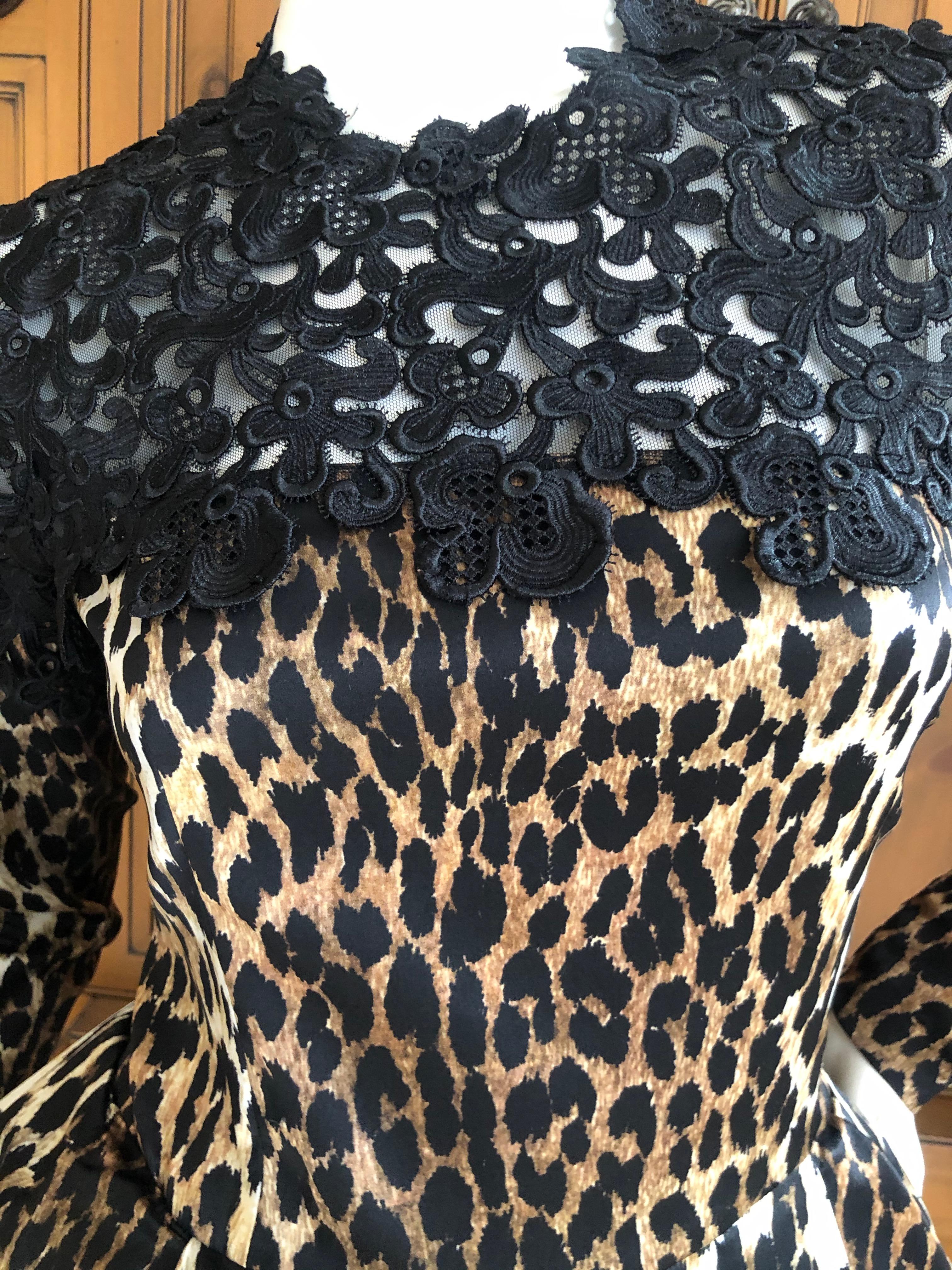 Emanuel Ungaro Seventies Guipure Lace Leopard Print Pouf Mini Dress In Excellent Condition For Sale In Cloverdale, CA