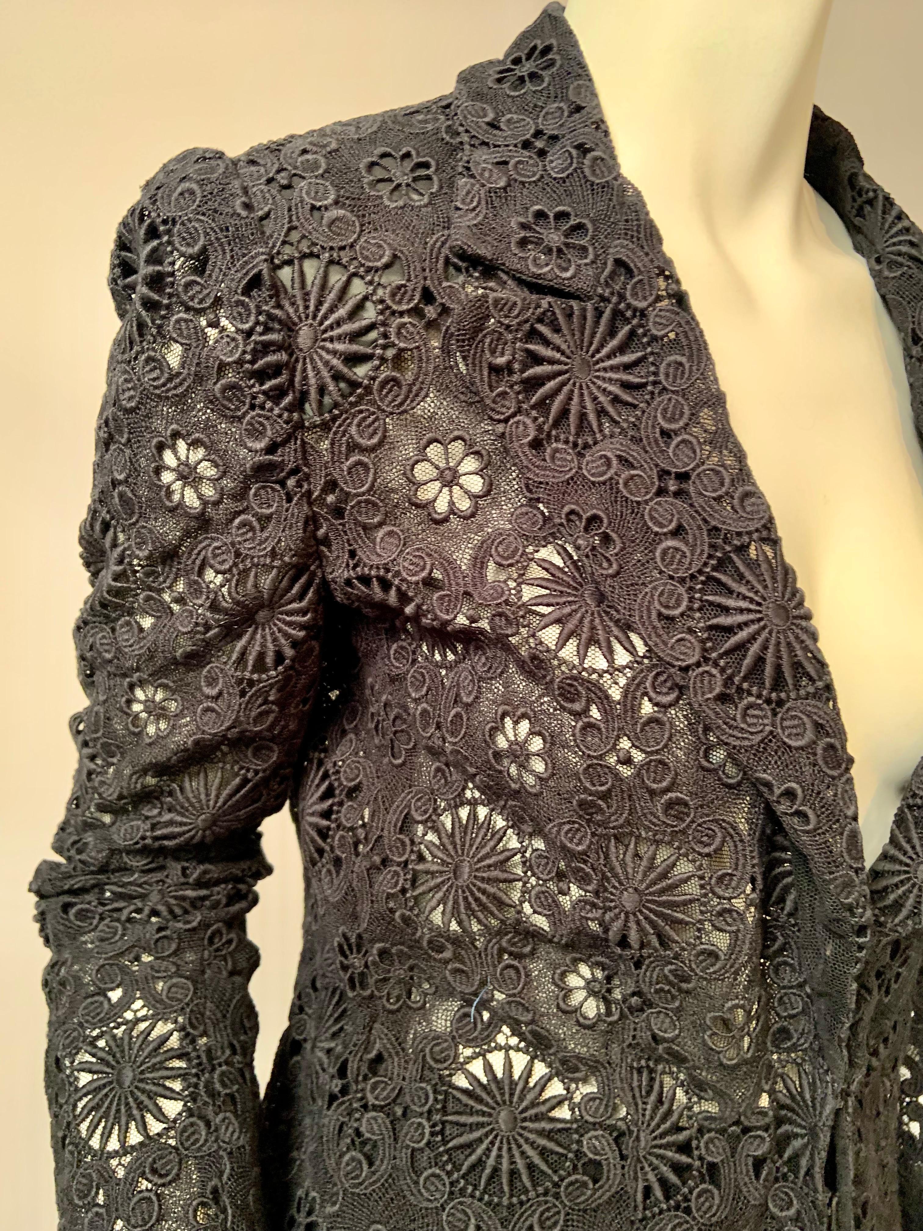 Emanuel Ungaro Schwarzer Spitzenrock mit optionalem schwarzem Seiden-Camisole Damen im Angebot