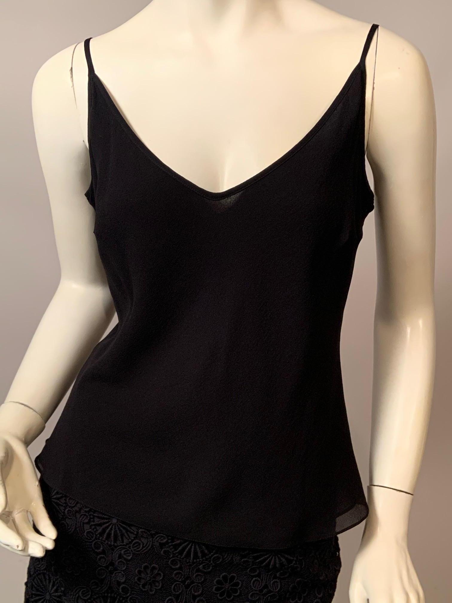 Emanuel Ungaro Schwarzer Spitzenrock mit optionalem schwarzem Seiden-Camisole im Angebot 5