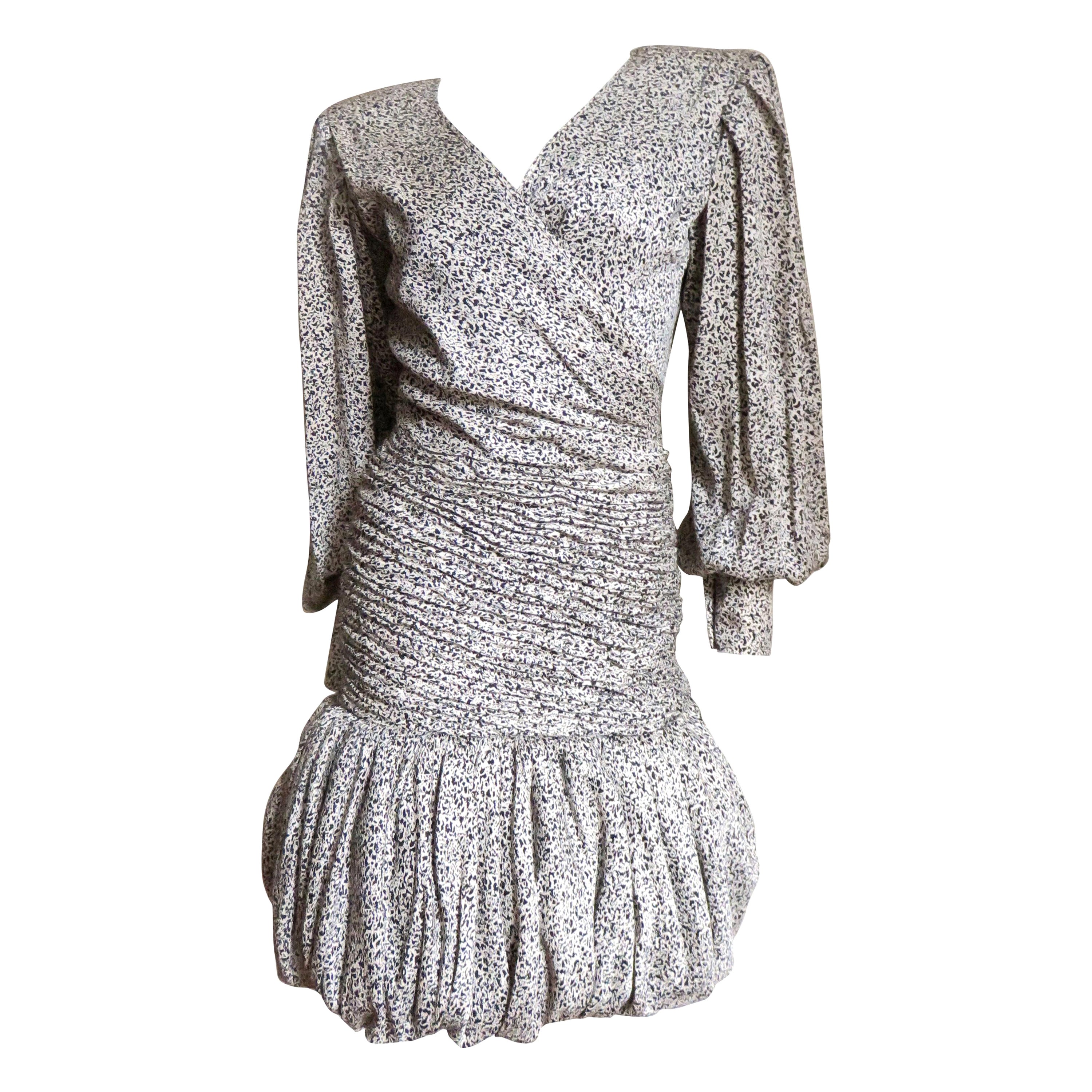 Emanuel Ungaro Seidenkleid, 1980er Jahre