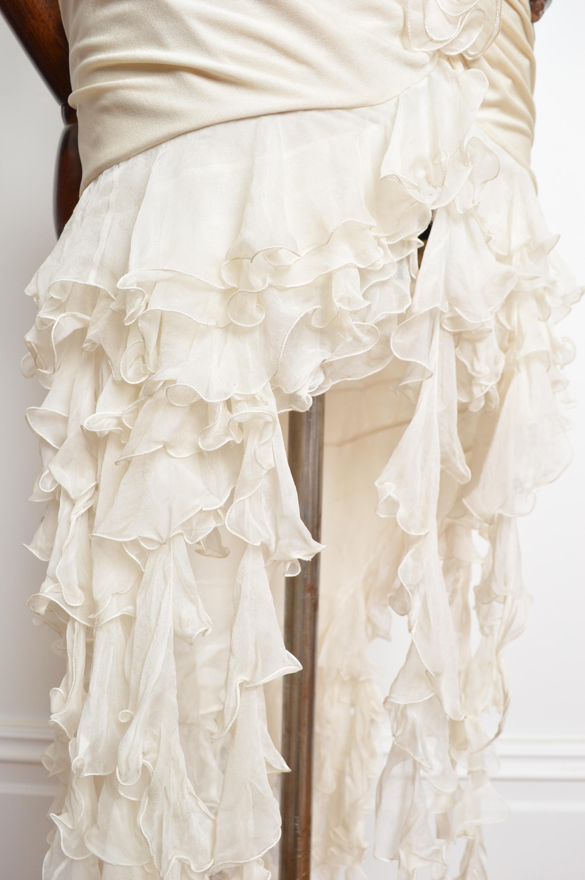 Emanuel Ungaro Spring / Summer 2003 Cream Silk halter neck backless cocktail dre 6