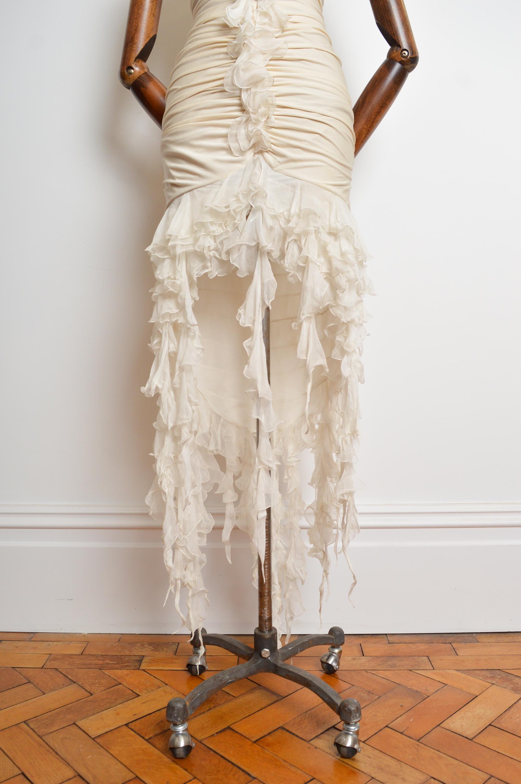 Emanuel Ungaro Spring / Summer 2003 Cream Silk halter neck backless cocktail dre 10
