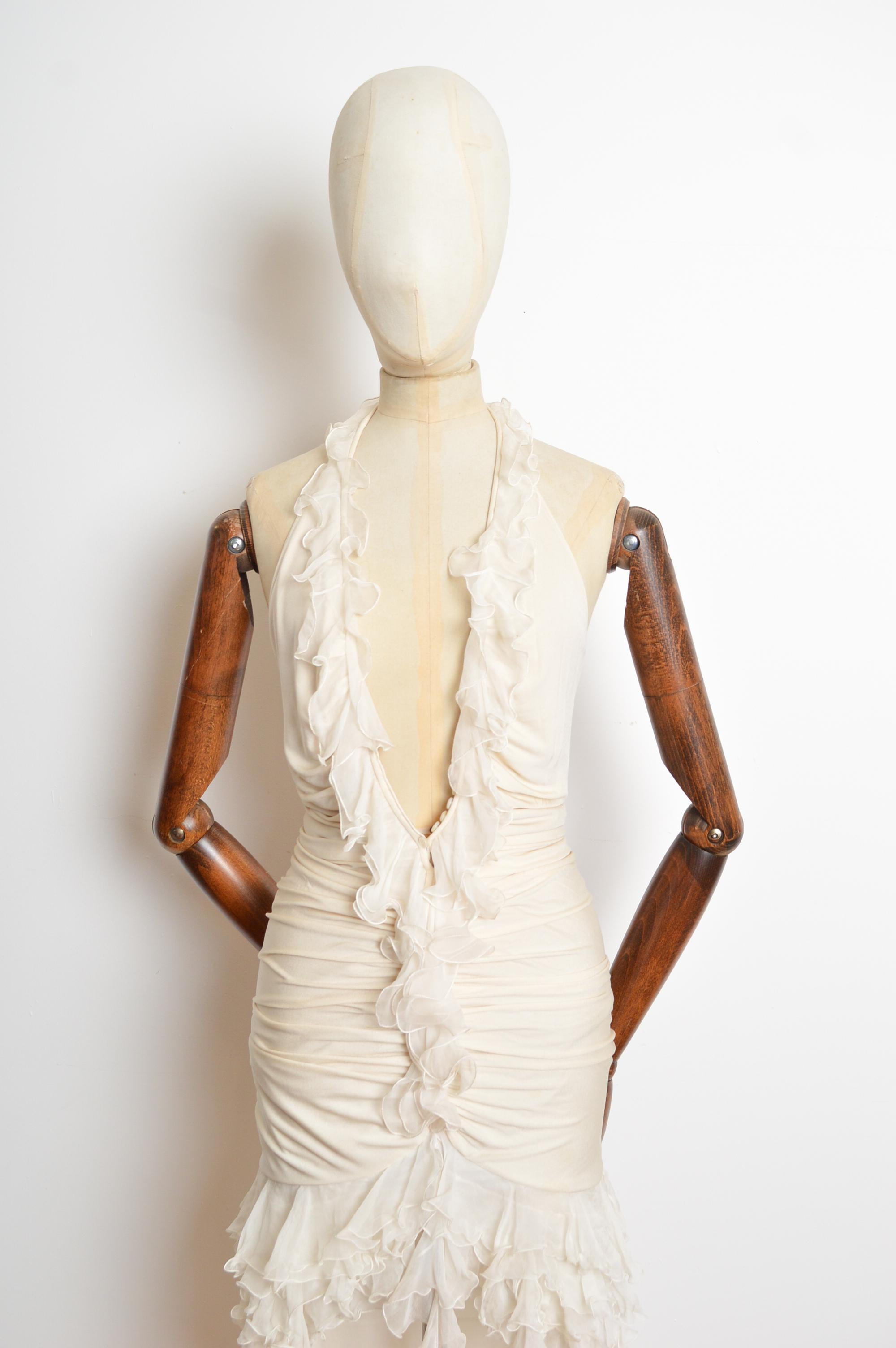 Emanuel Ungaro Spring / Summer 2003 Cream Silk halter neck backless cocktail dre In Good Condition In Sheffield, GB