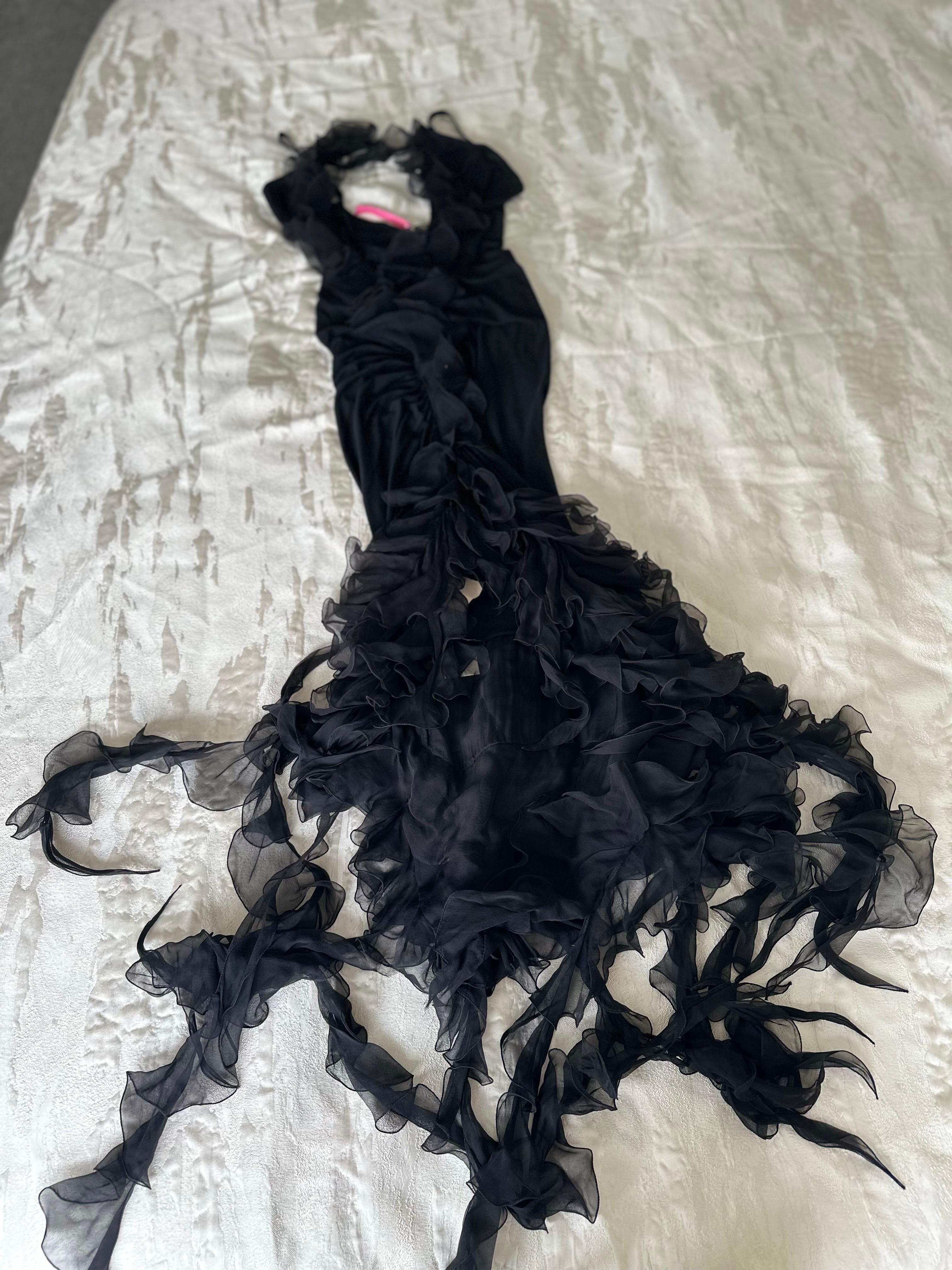 Emanuel Ungaro SS 2003 runway ruffle black dress For Sale 3