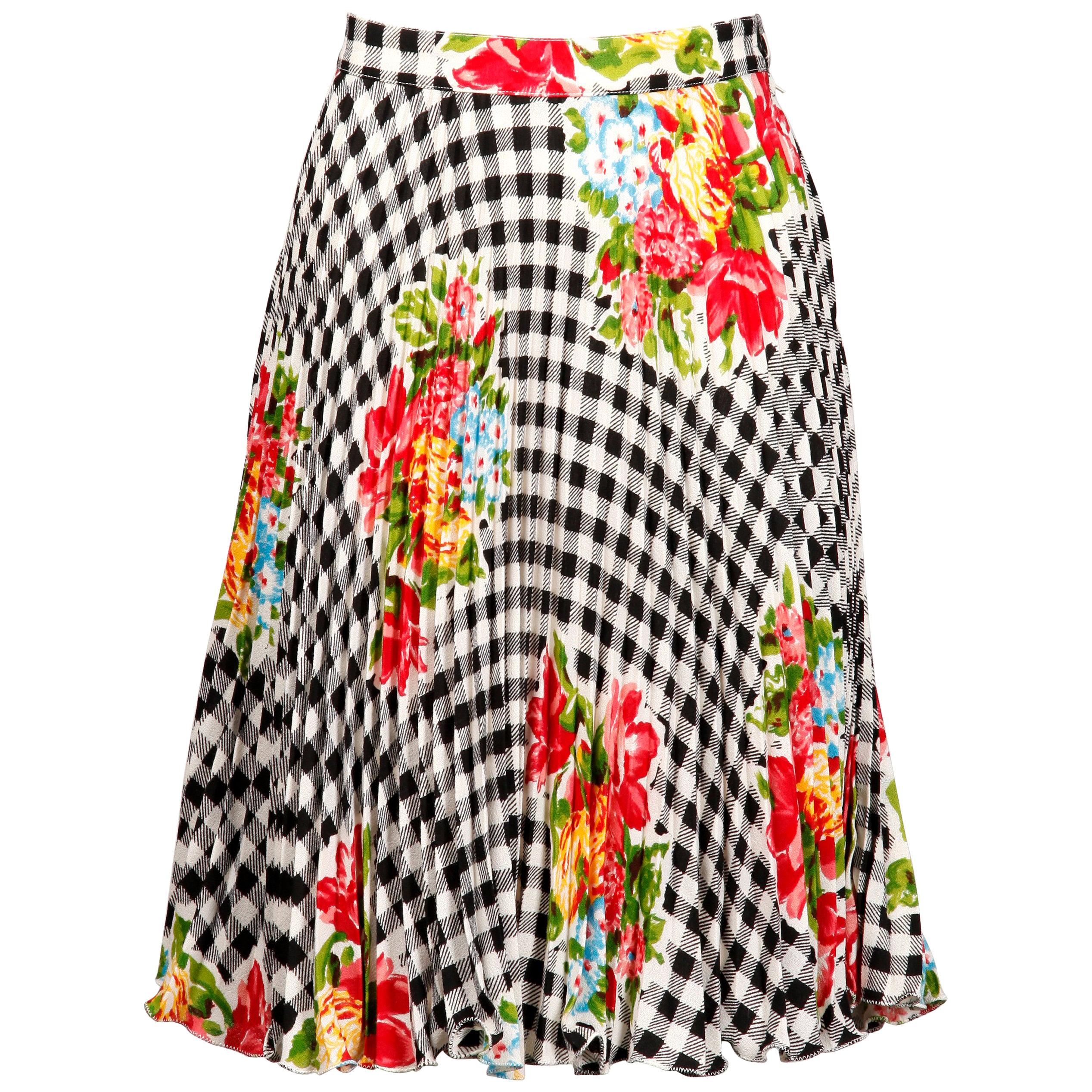 Falda plisada vintage de Emanuel Ungaro de los años 90