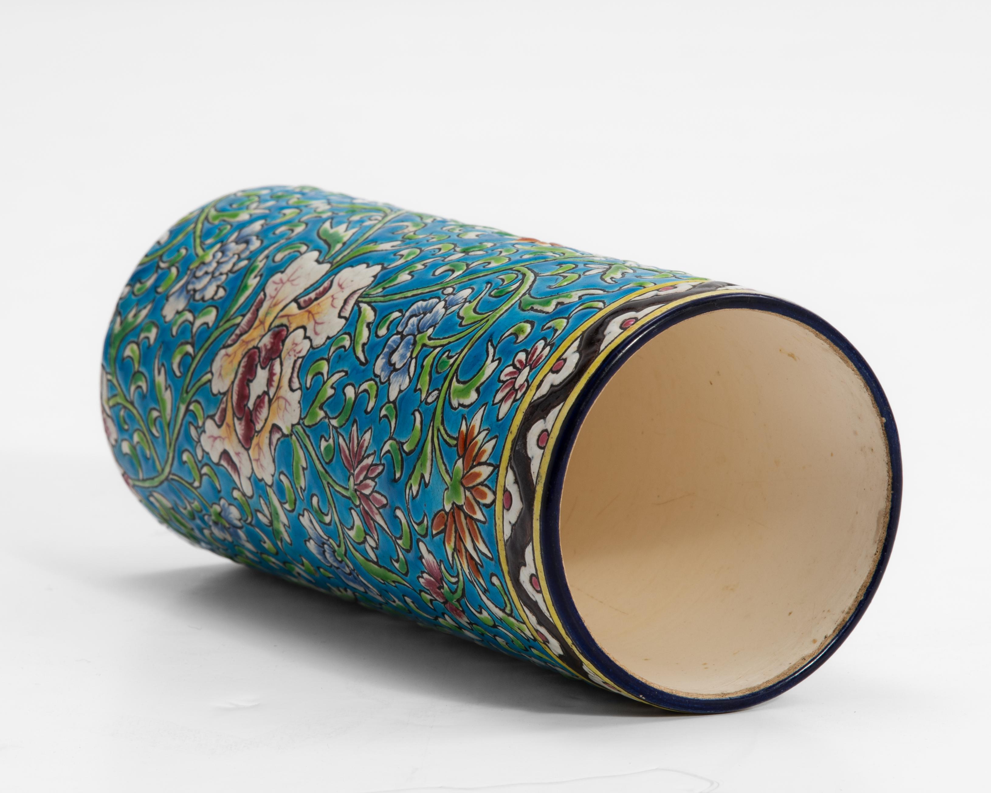Emaux De Longwy Zylinder Vase Floral Cloisonne Dekoration 1920er Jahre Frankreich markiert im Angebot 3