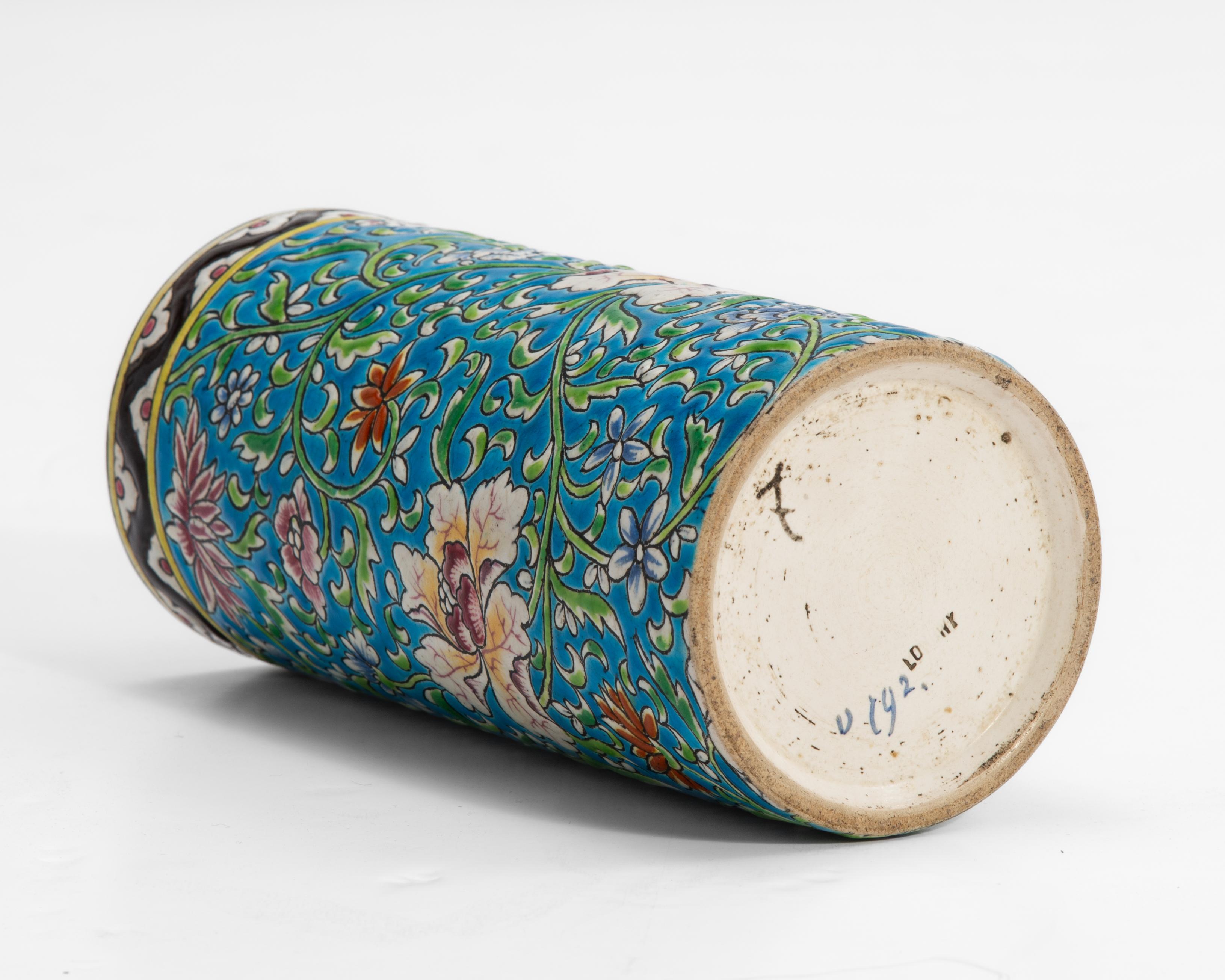 Emaux De Longwy Zylinder Vase Floral Cloisonne Dekoration 1920er Jahre Frankreich markiert im Angebot 4