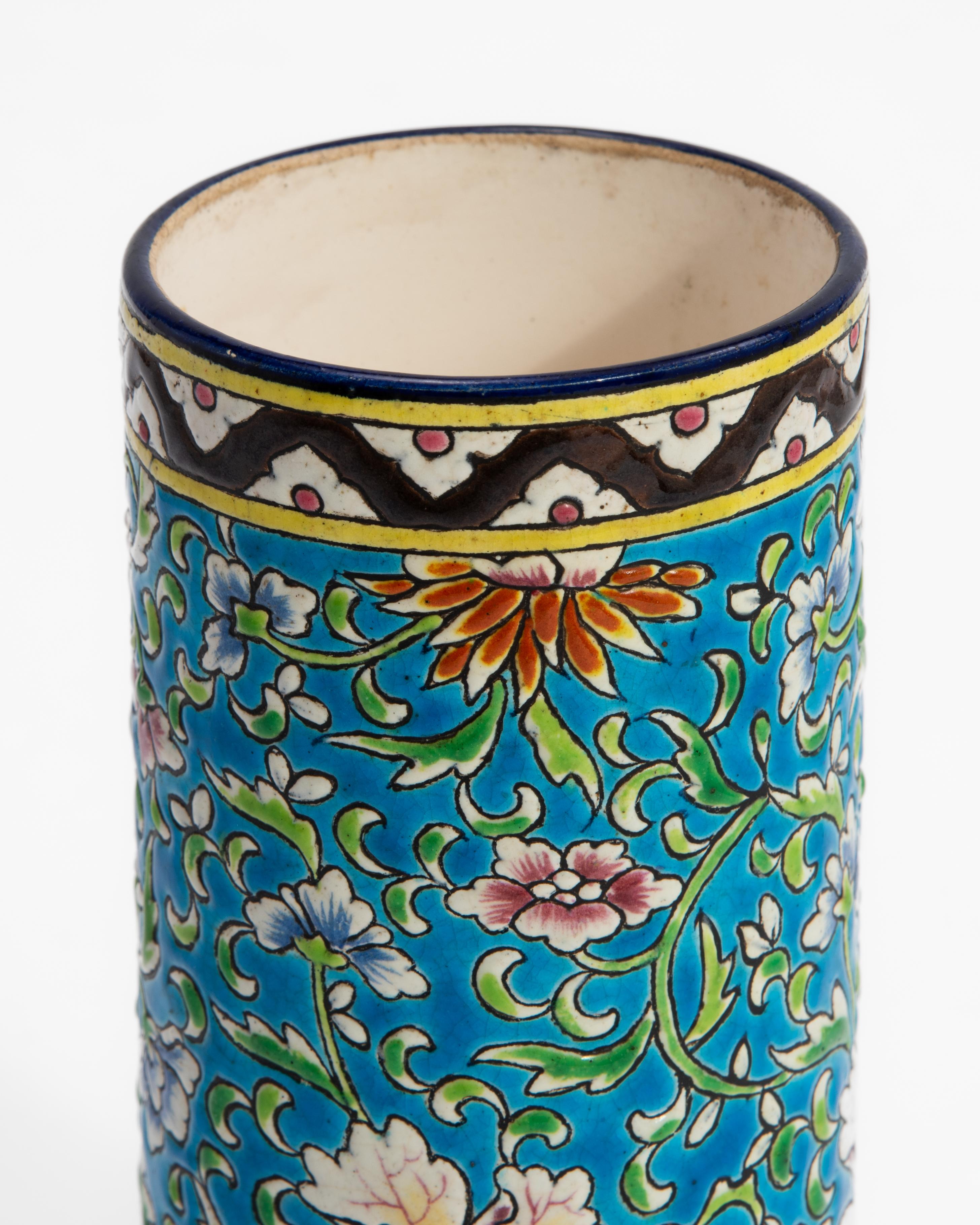 Emaux De Longwy Zylinder Vase Floral Cloisonne Dekoration 1920er Jahre Frankreich markiert im Angebot 1