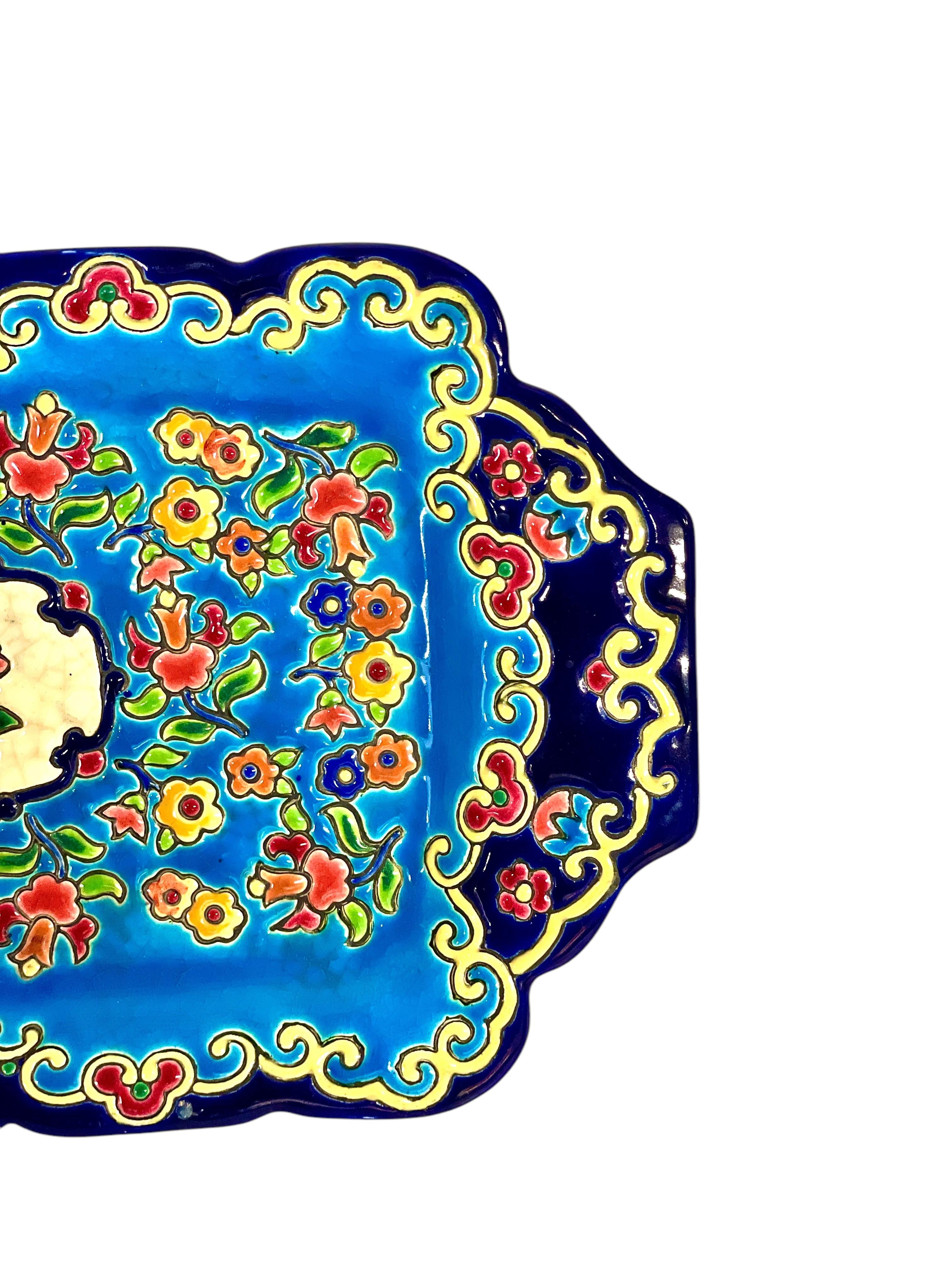 Émaux de Longwy Plato Floral Esmaltado, Cerámica Rectangular en Bueno estado para la venta en LA CIOTAT, FR