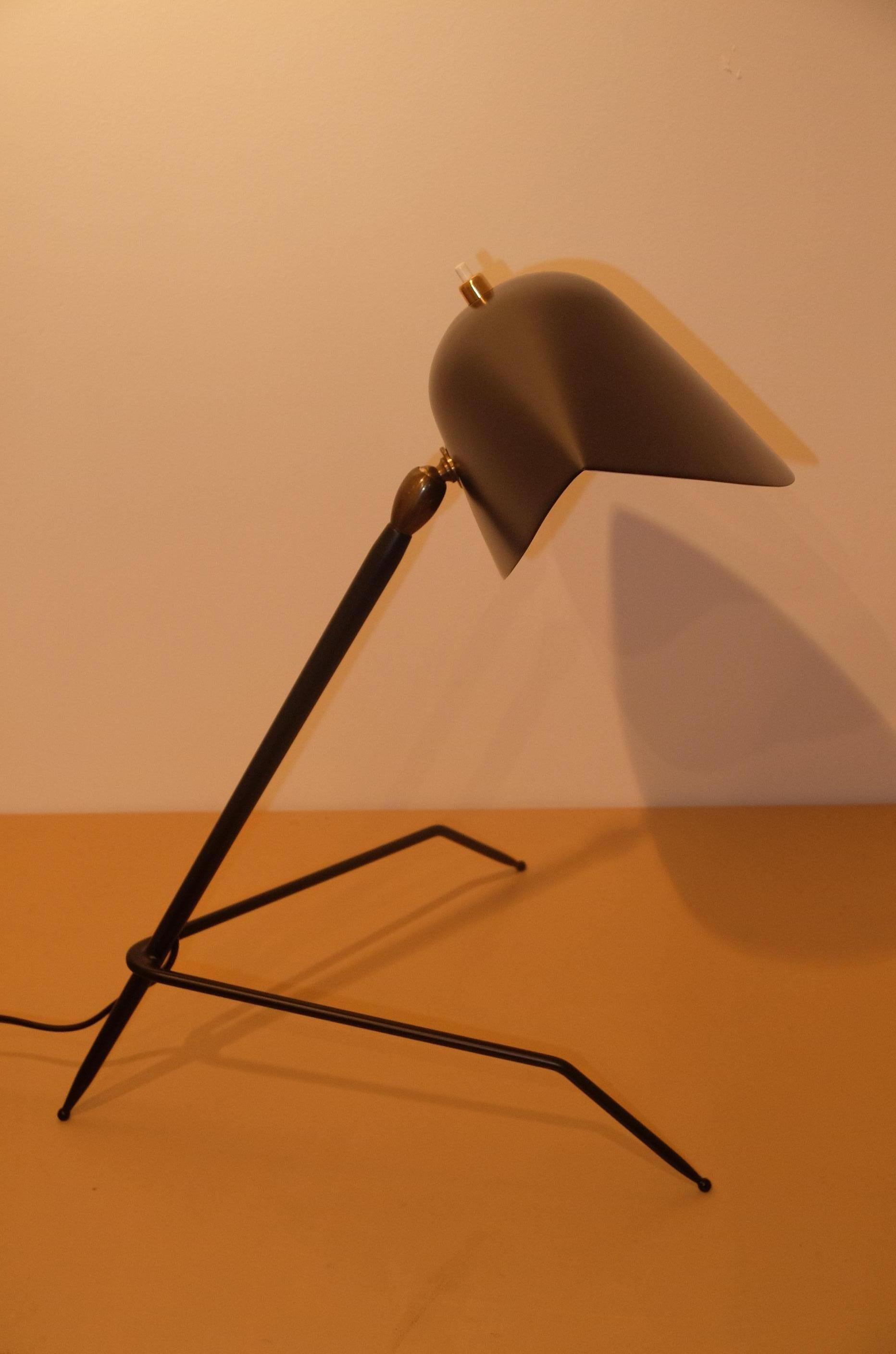 European Emblamatic Serge Mouille Tripod Desk Lamp Table Lamp For Sale
