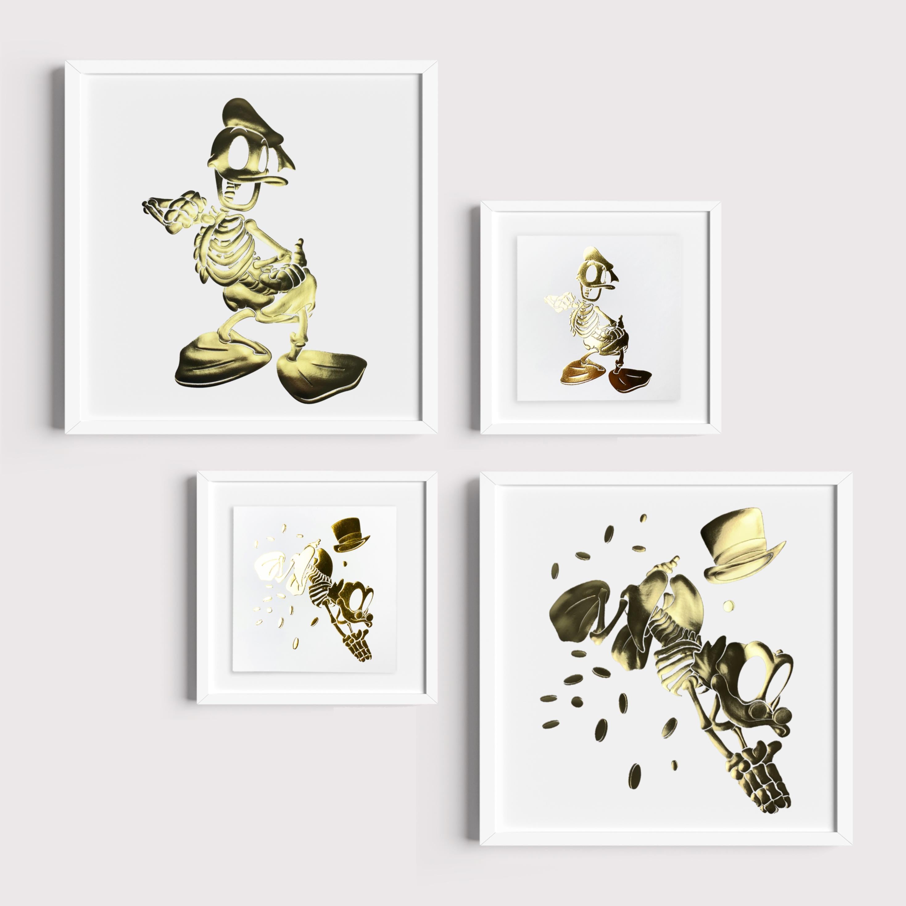 Embossed Golden Limited Edition Scrooge Print by Alessandro Paglia — Framed For Sale 5