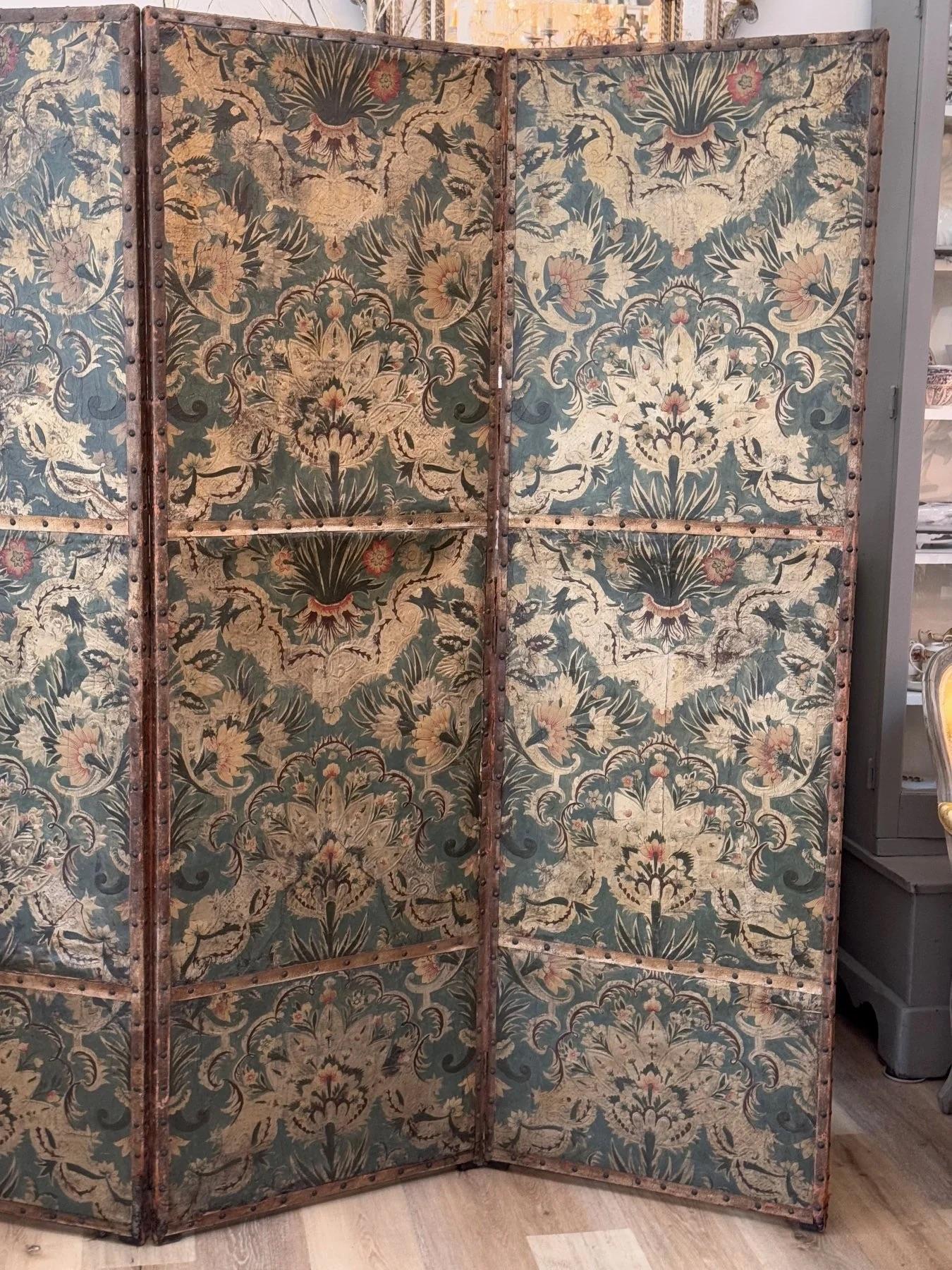 Unknown Embossed Leather 4-Panel Screen, Pale Green and golds - 18th Century