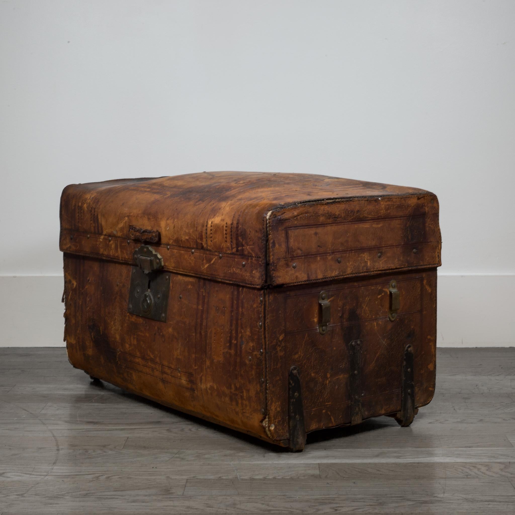 ABOUT

An original leather trunk by D.S. Martin & Co. San Francisco with a fabric storage interior. The trunk is made entirely of leather with steel and brass brackets on the sides and brass rivets over the body. The leather is embossed on the sides