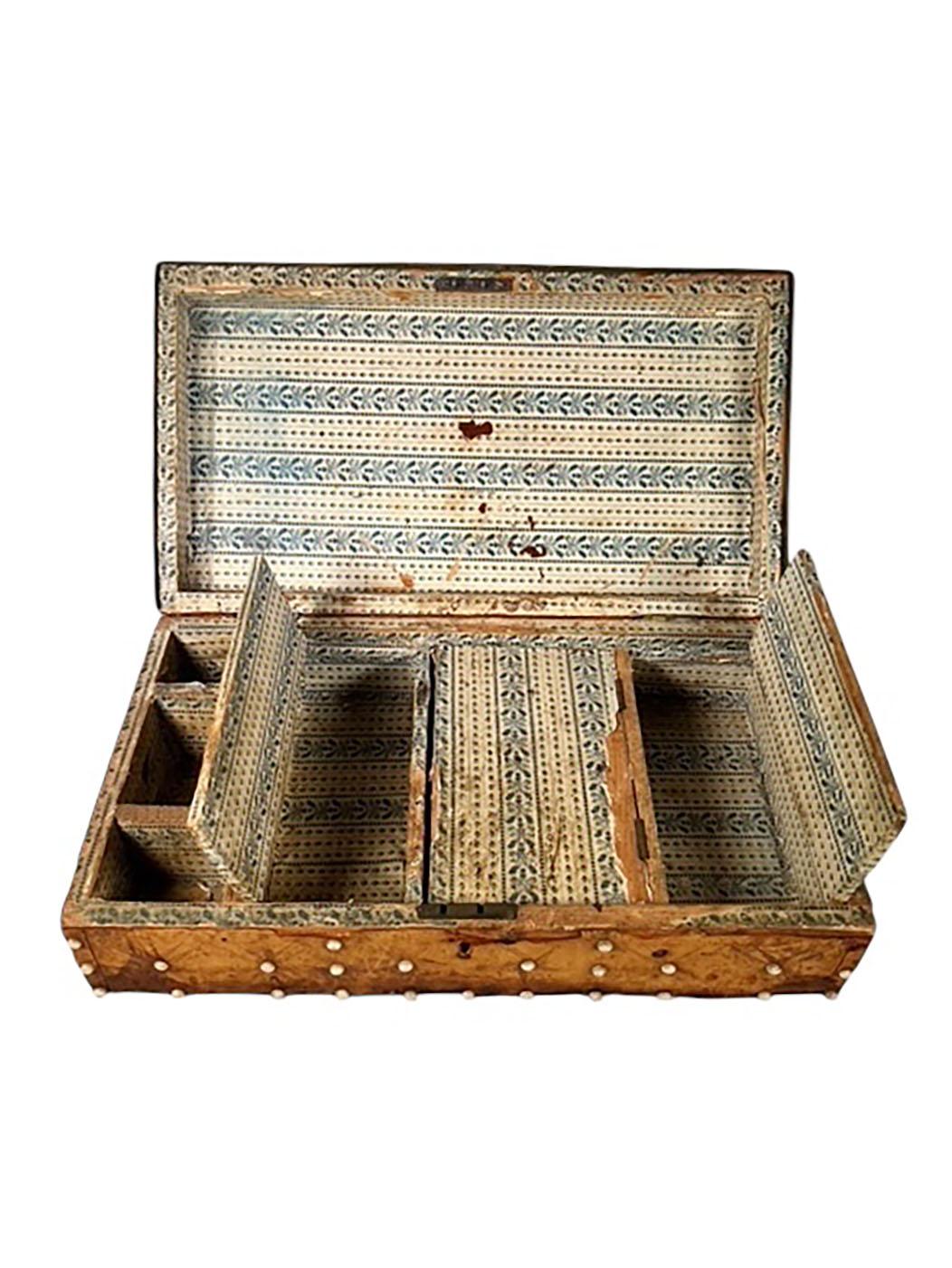 Embossed Leather Traveling Desk Box With Mother of Pearl Studs In Good Condition For Sale In Dallas, TX