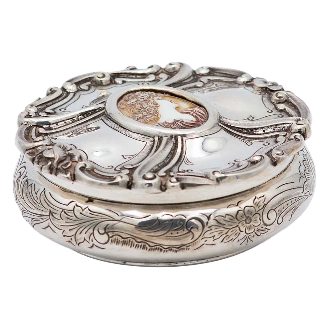 Embossed silver jewelry box