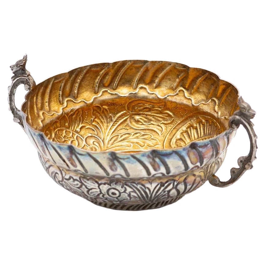 Embossed silver wine rack For Sale