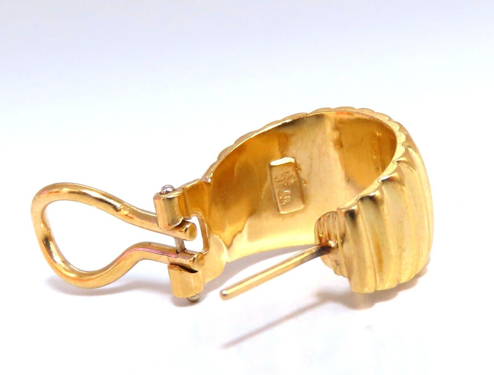 Boucles d'oreilles en or 18 carats LJ Neuf - En vente à New York, NY