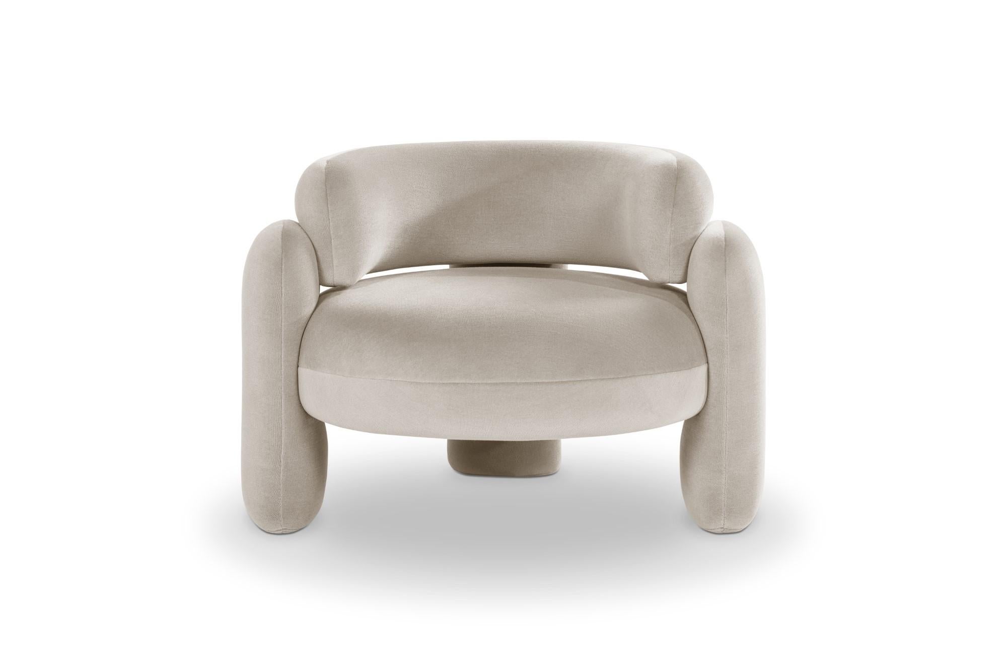 Embrace armchair by Royal Stranger
Dimensions: W 96 x D 85 x H 68 cm.
Different upholstery colors and finishes are available. Please contact us.
Materials: Velvet.

Featuring an enfolding composition of geometrical shapes, the Embrace Armchair will