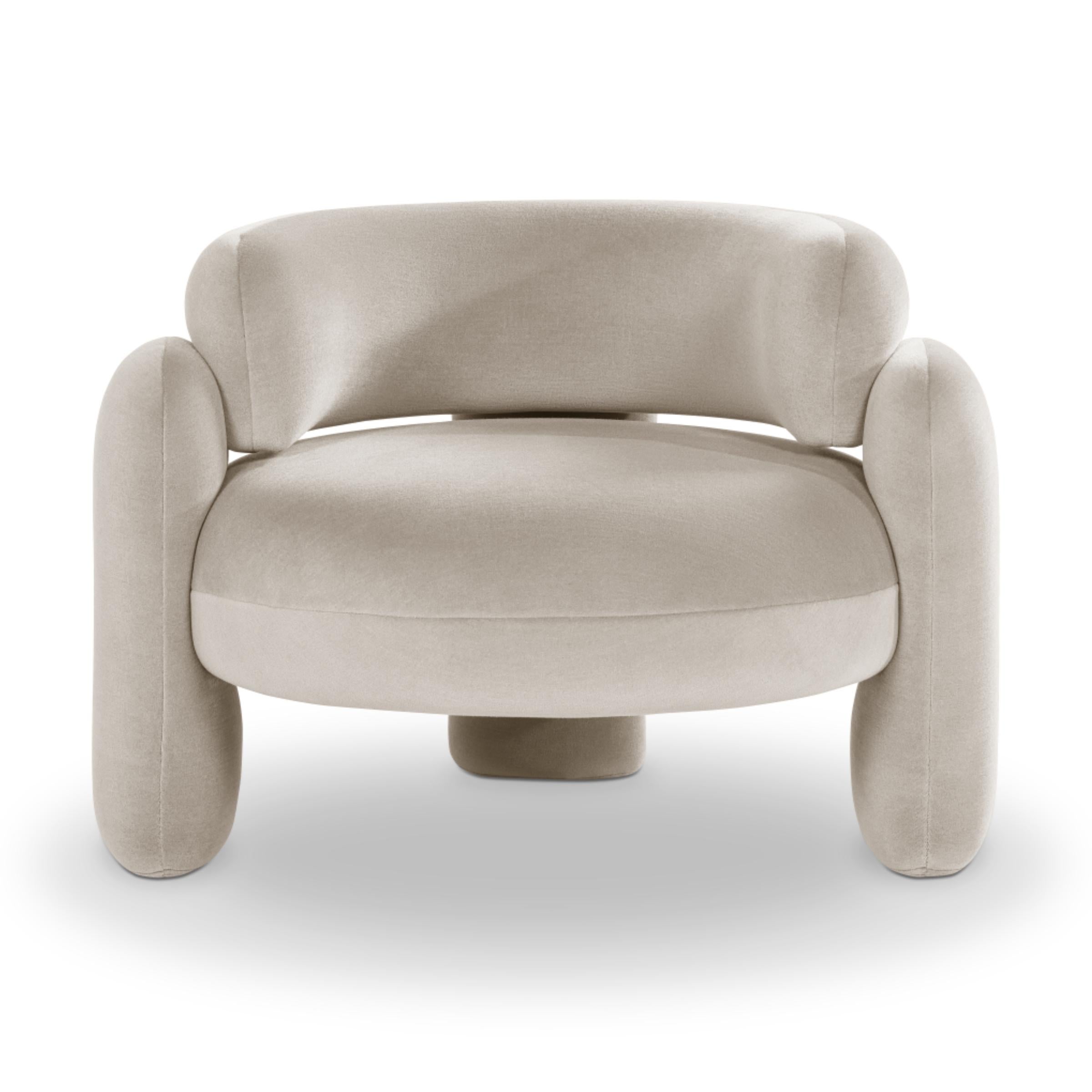 Embrace Armchair For Sale 5