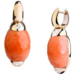 Créoles Embrace Classic avec corail rouge et diamants pour boucles d'oreilles en or