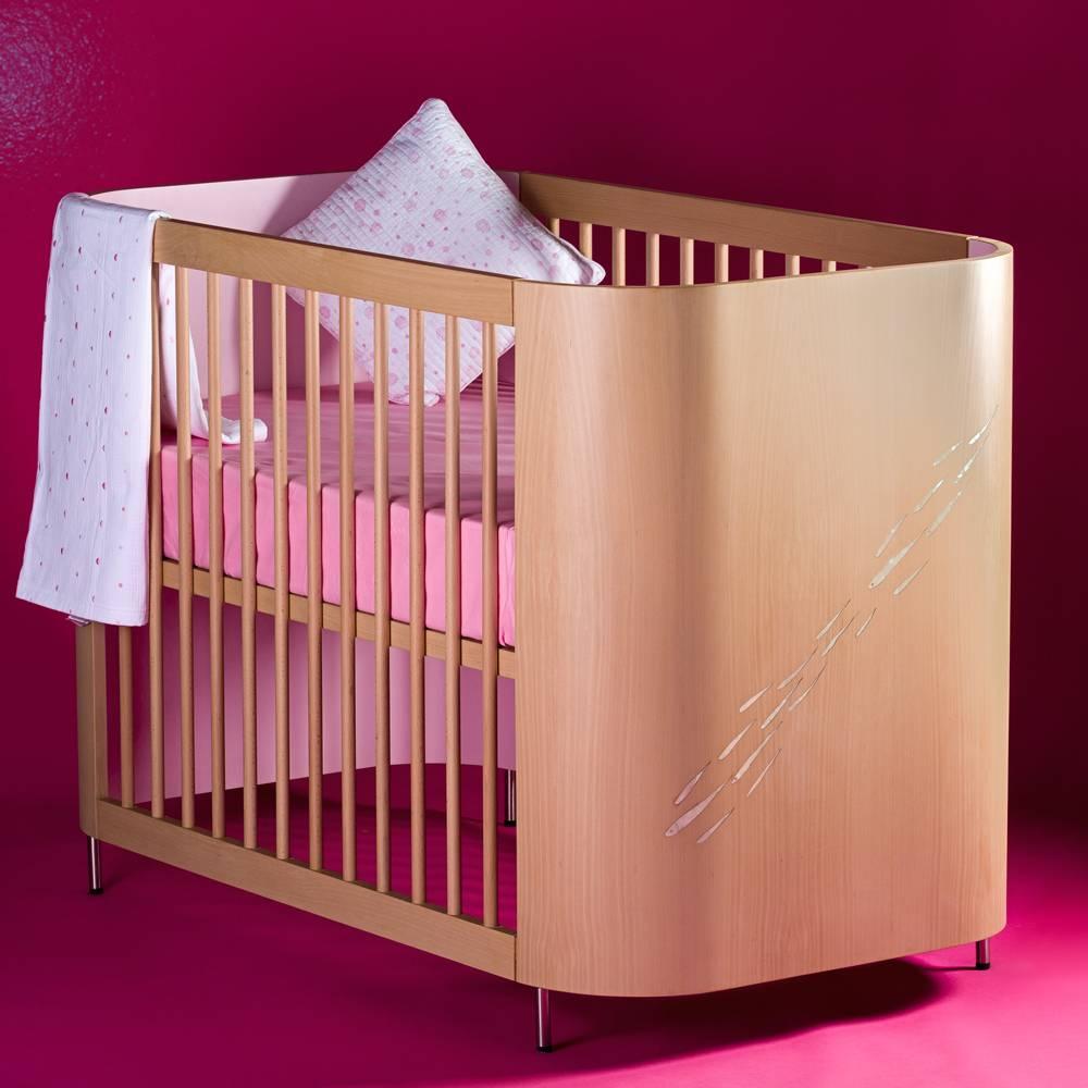 Inspired by Mykonos and the shining flying fish seen in its surrounding waters. The Luck crib’s Fish Design symbolizes good fortune for your baby. The Embrace design allows your baby to grow with it, and can be their sanctuary until they are more