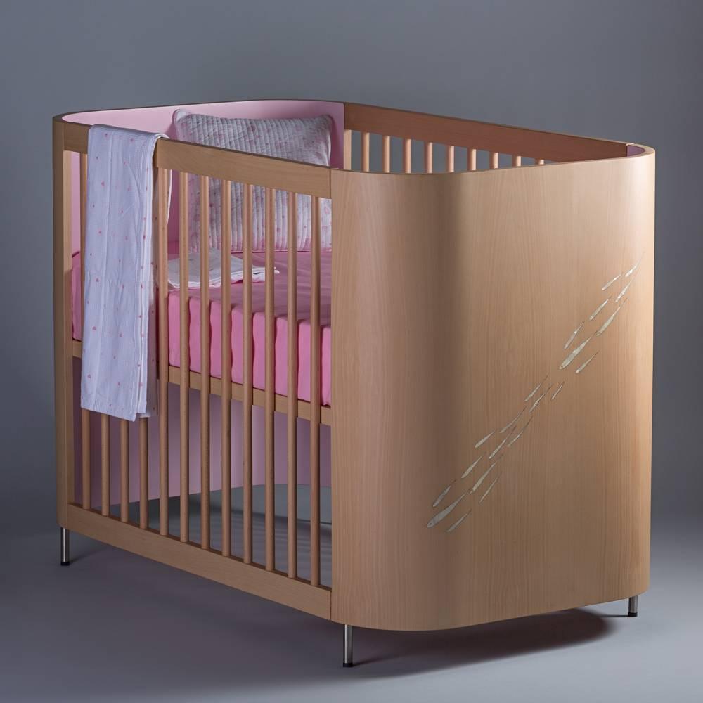 Emirian Embrace Luck Crib in Beechwood and Cotton Candy Pink by MISK Nursery For Sale