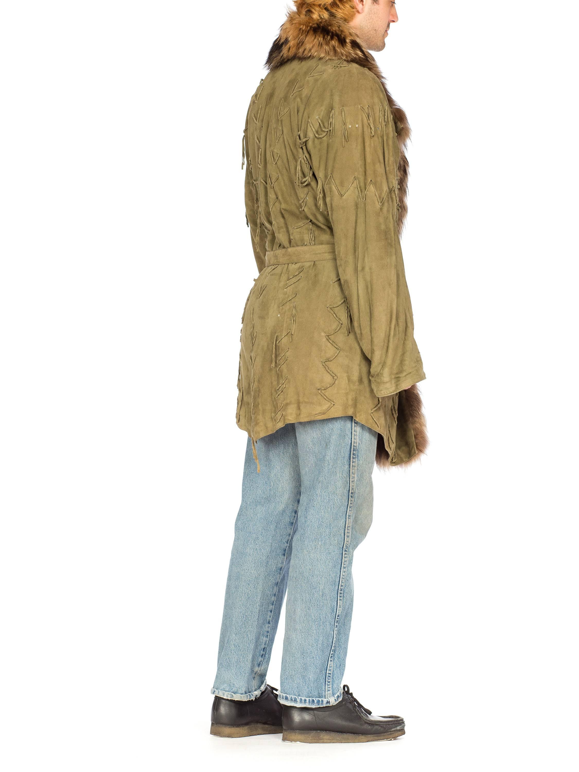 Embroidered Suede Jacket with Large Fur Collar, 1970s In Good Condition In New York, NY