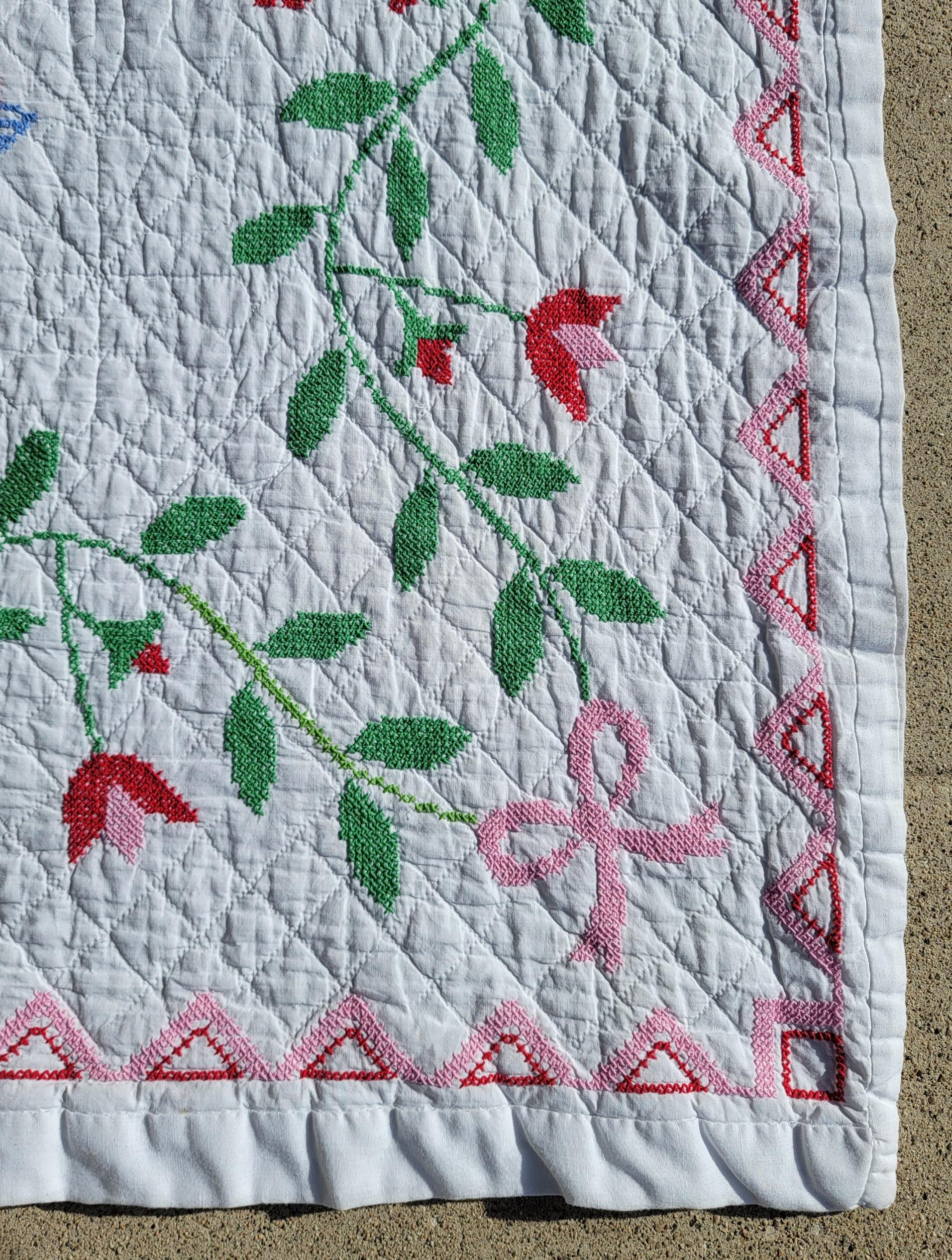 Gesticktes Album Quilt (amerikanisch) im Angebot