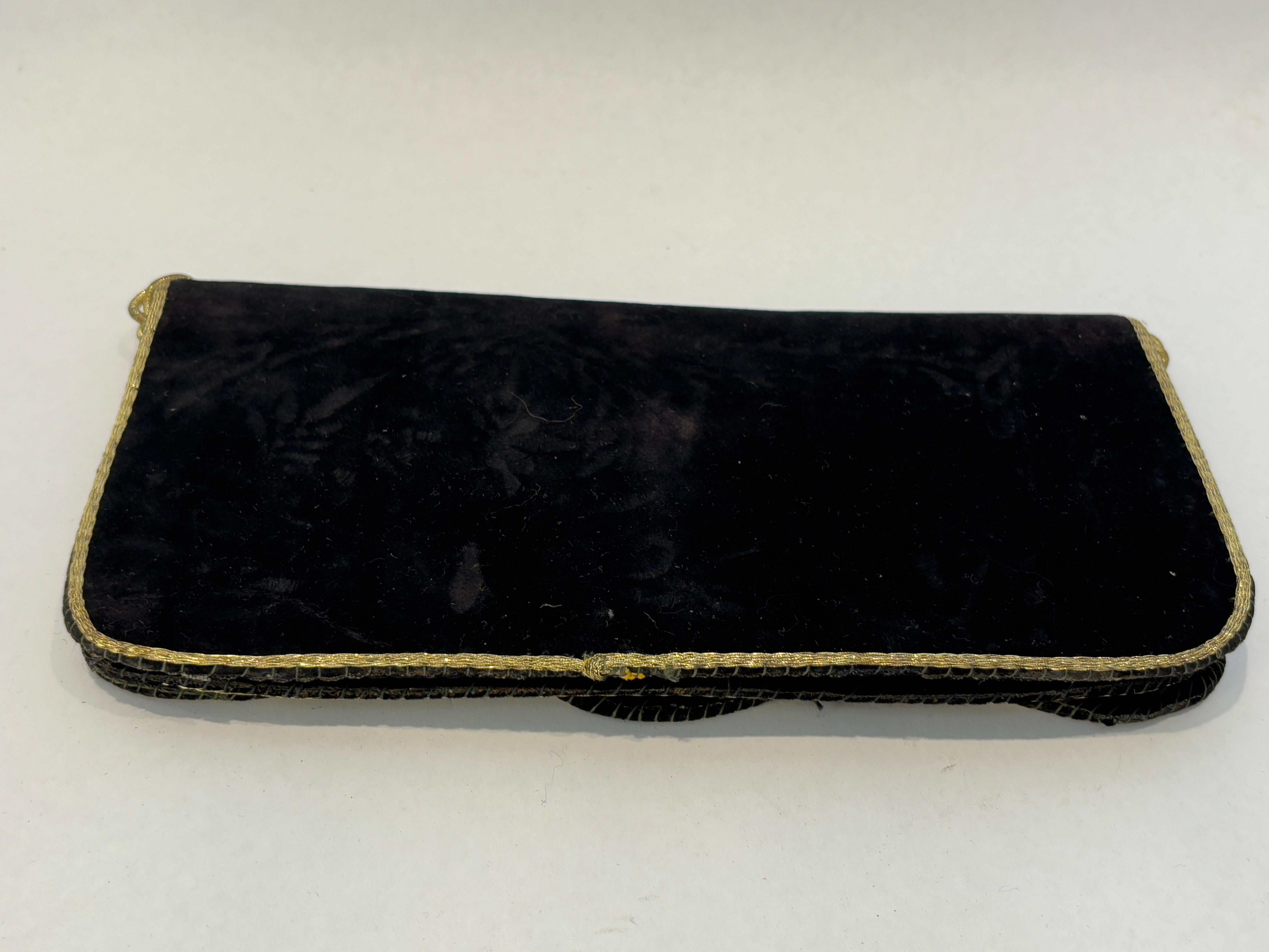 Embroidered Black Velvet Moroccan clutch Vintage 1960s For Sale 5