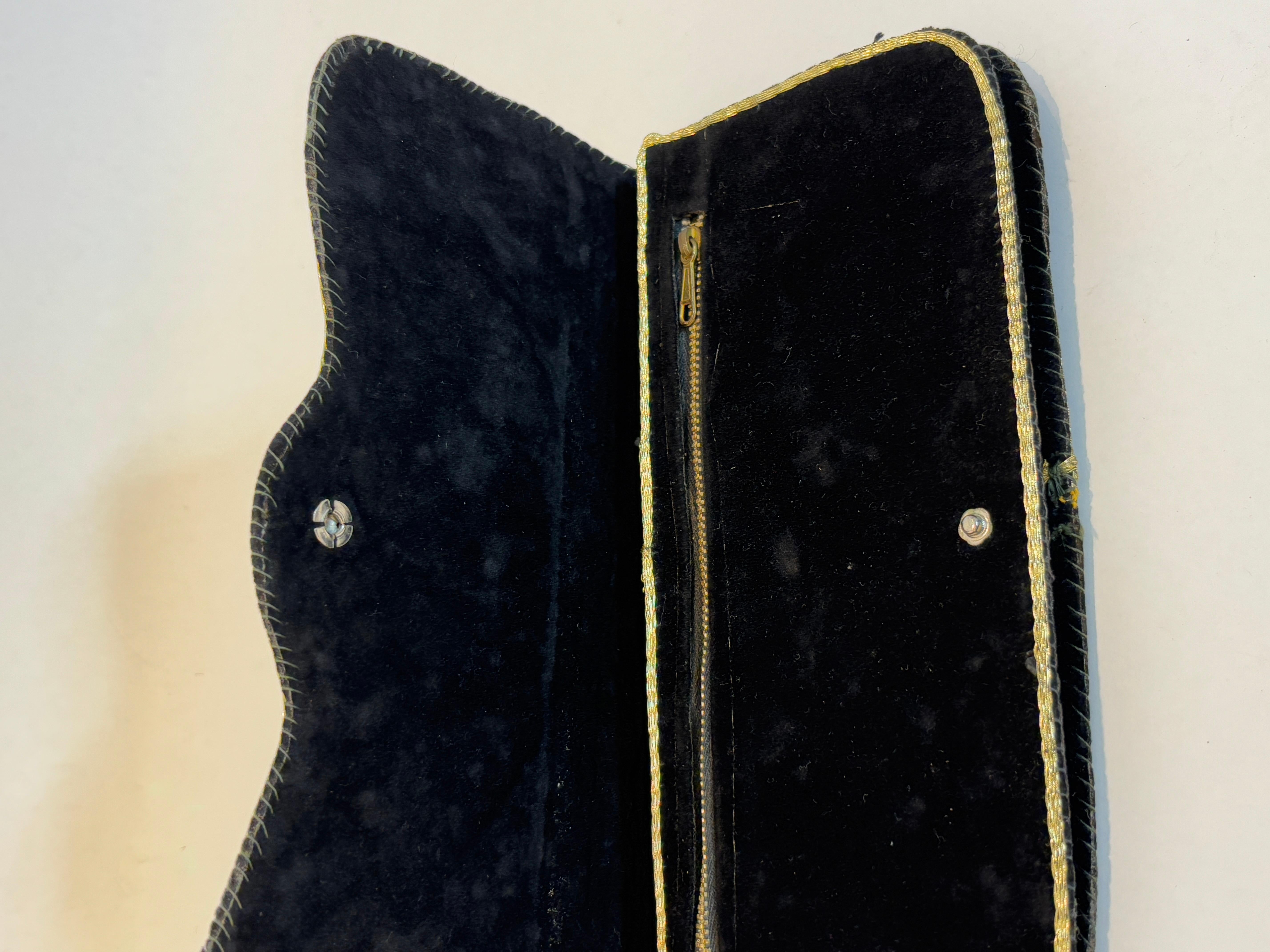 Embroidered Black Velvet Moroccan clutch Vintage 1960s For Sale 8