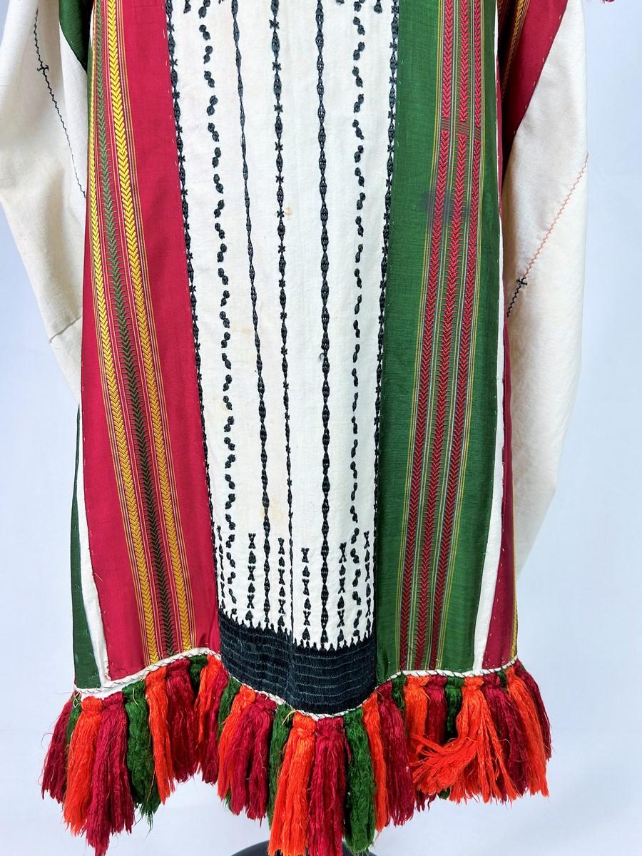 Embroidered cotton blouse with floche silk tassels - Tunisia Circa 1950 For Sale 1