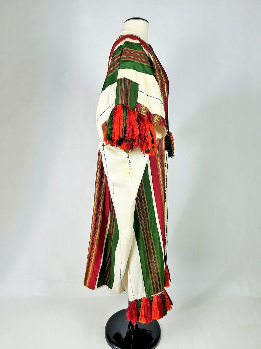 Embroidered cotton blouse with floche silk tassels - Tunisia Circa 1950 For Sale 3