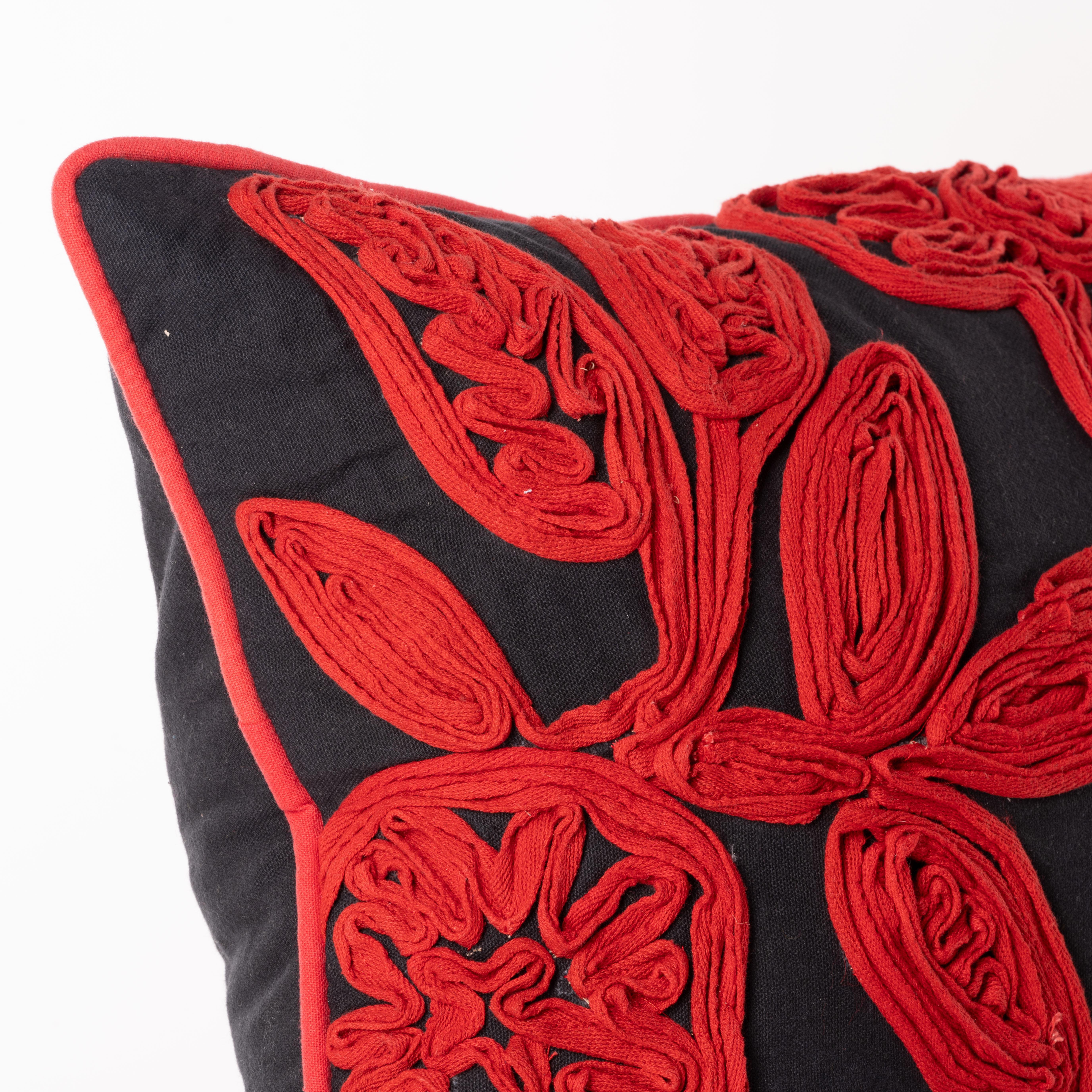 Indian Embroidered Cotton Floral Pillow - Black / Red For Sale