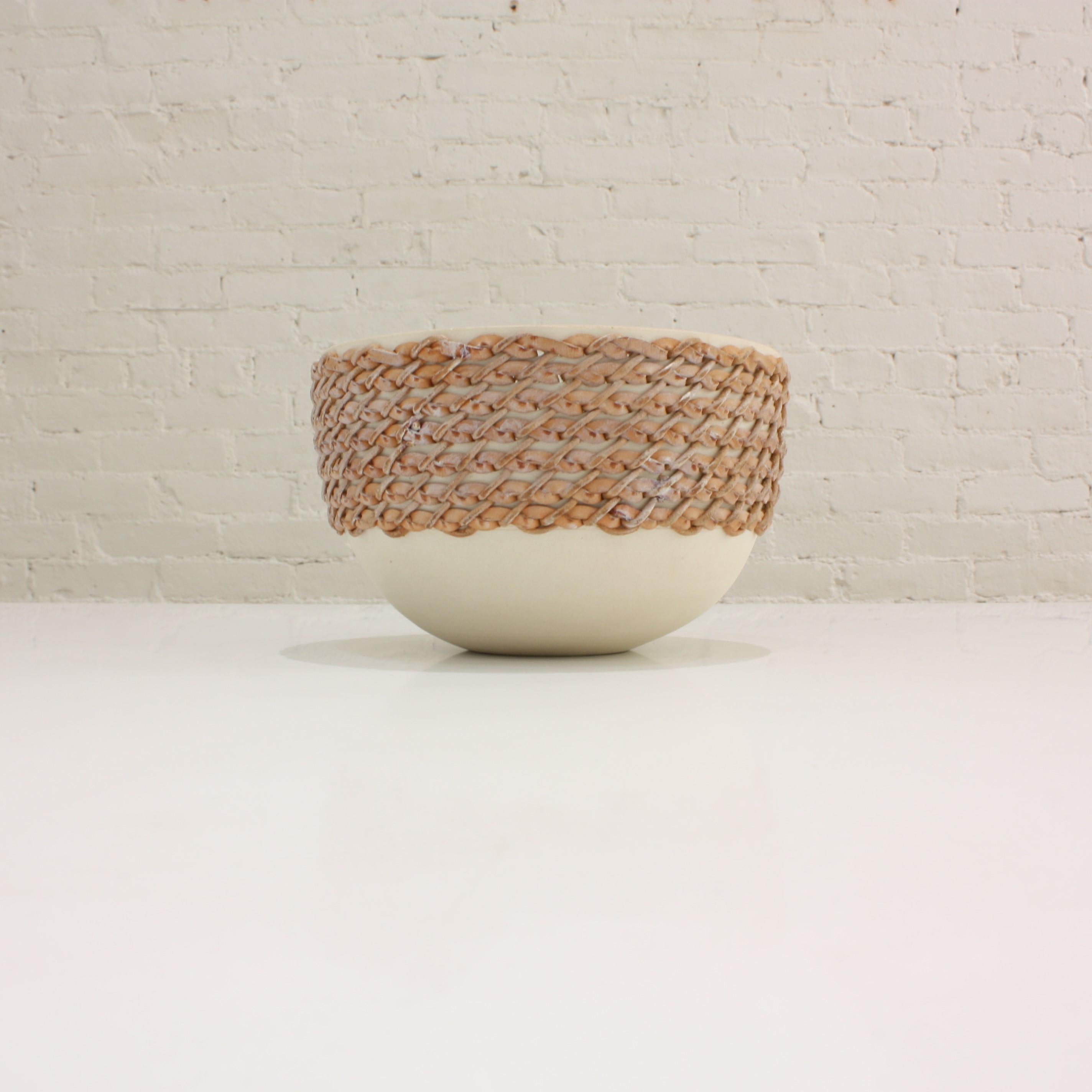 Minimalist Embroidered Decorative Ceramic Bowl, Gladiateur #2