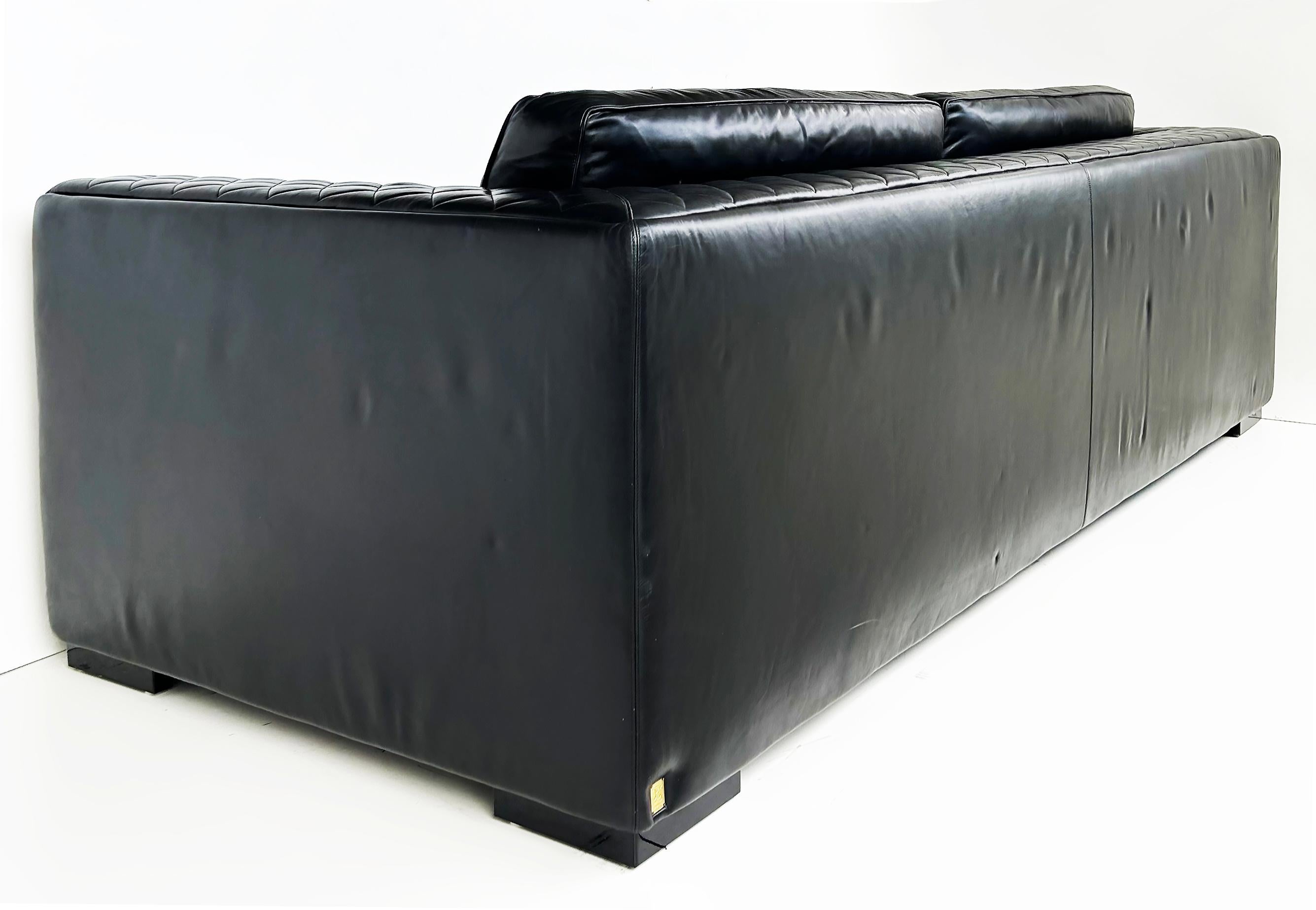  Zanaboni Italy Quilted Black Leather Sofa, Loose Quilted Back and Seat Cushion For Sale 2