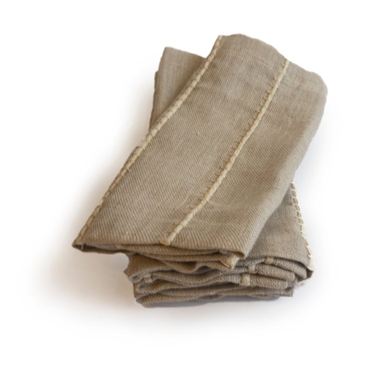Embroidered Linen Napkins For Sale at 1stdibs