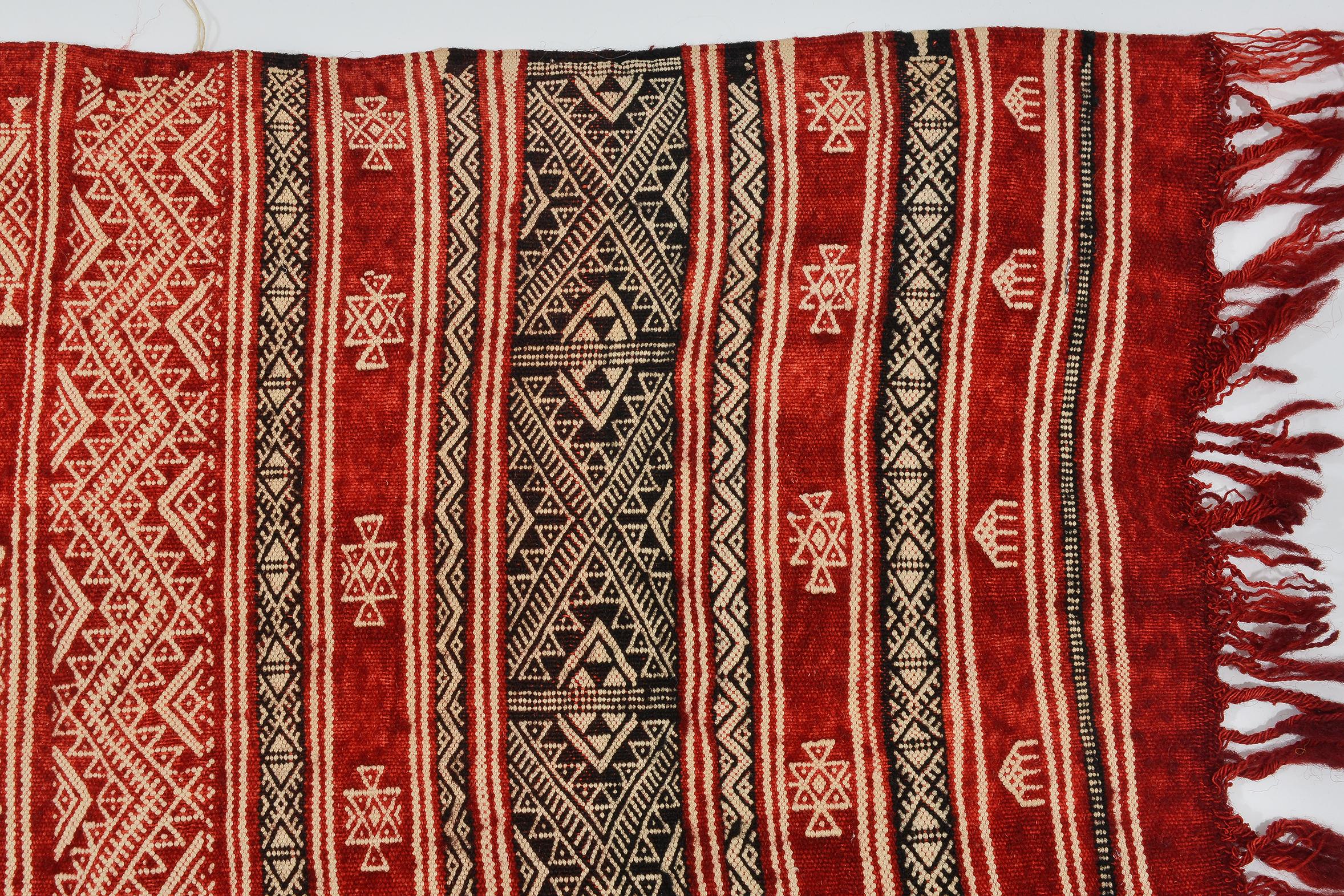 Rare Embroidered Ouedzem Tunisian Tissue or Carpet For Sale 3