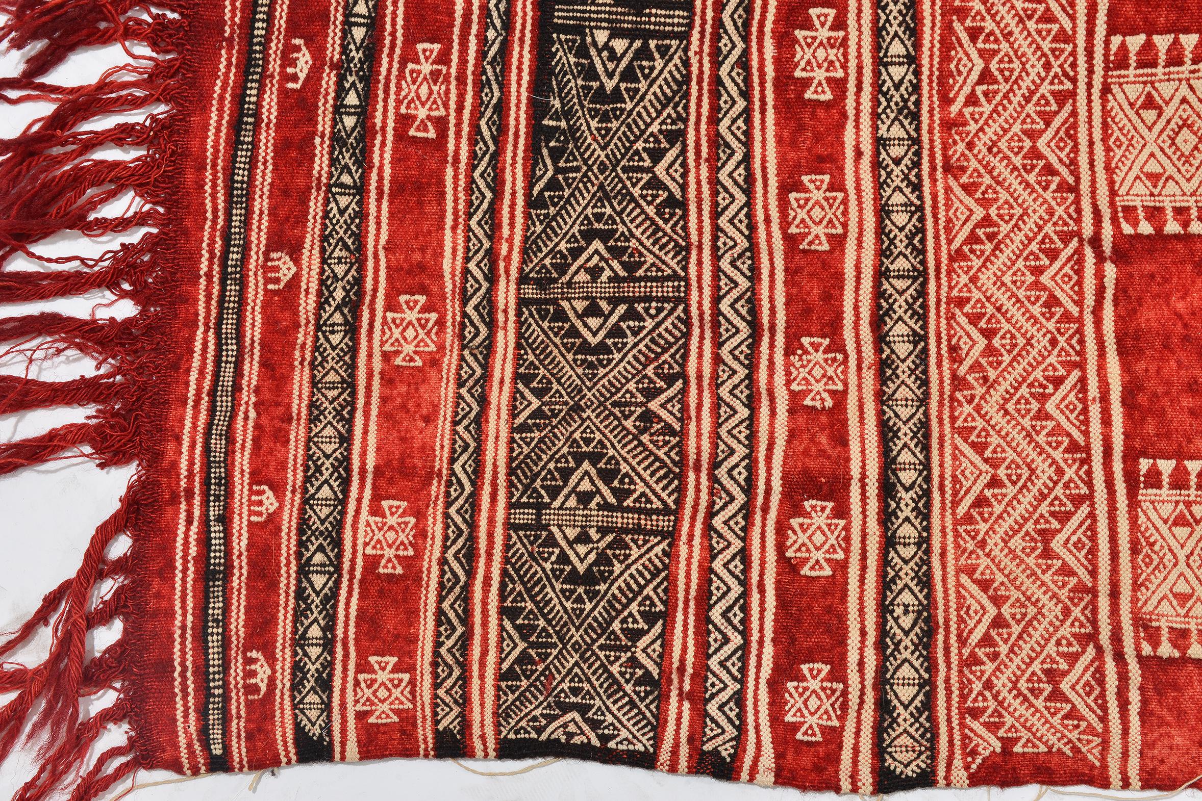 Milieu du XXe siècle Rare tapis ou disque Tunisien brodé Ouedzem en vente