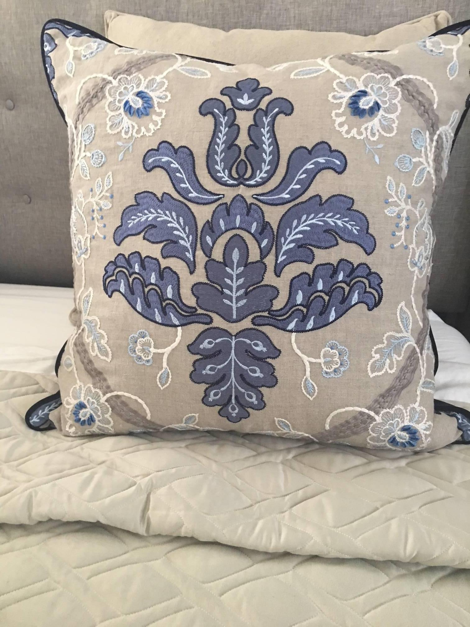 Embroidered  Scalamandré Pillows, Pair  For Sale 4
