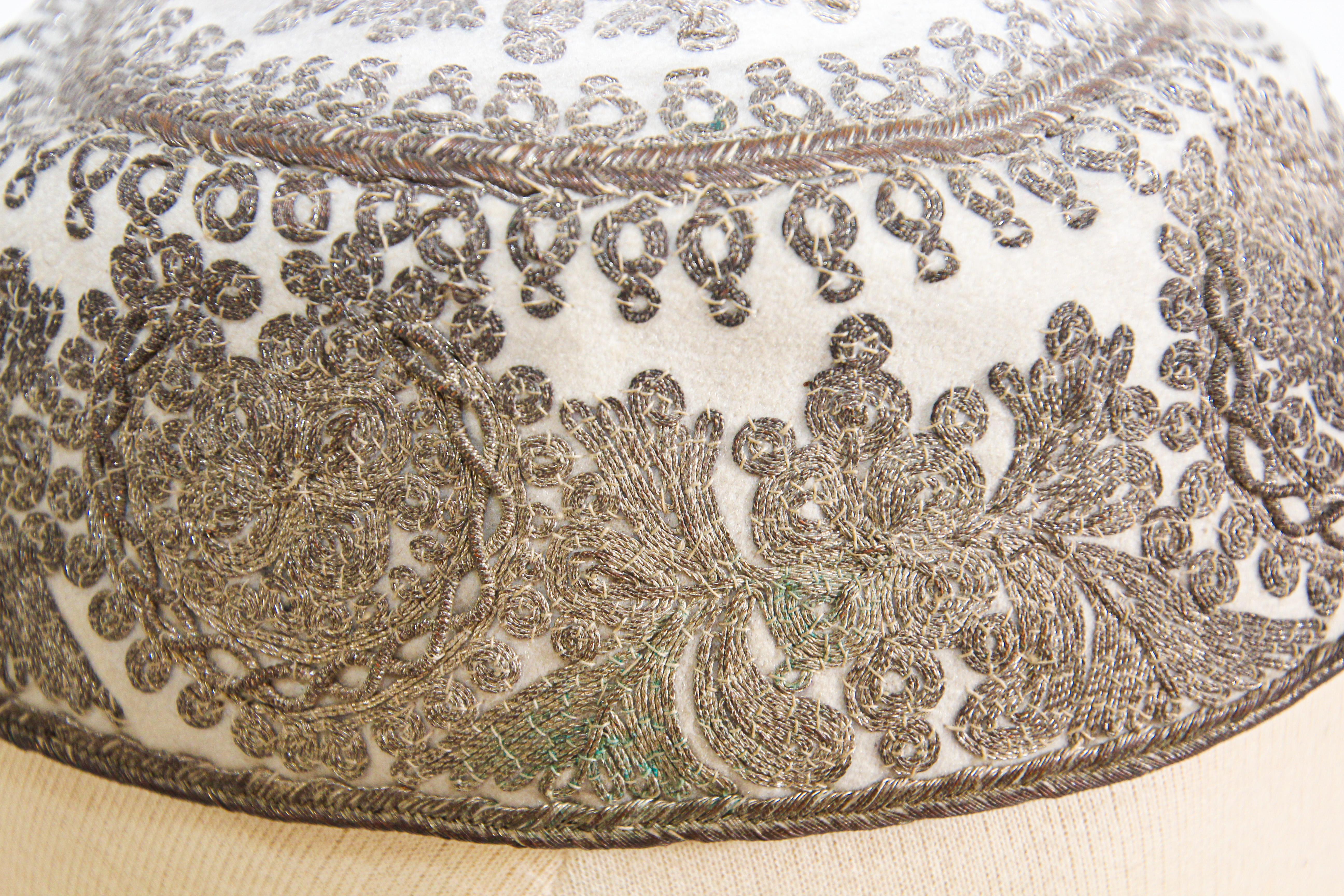 Embroidered Silver Middle Eastern Antique Hat In Good Condition In North Hollywood, CA