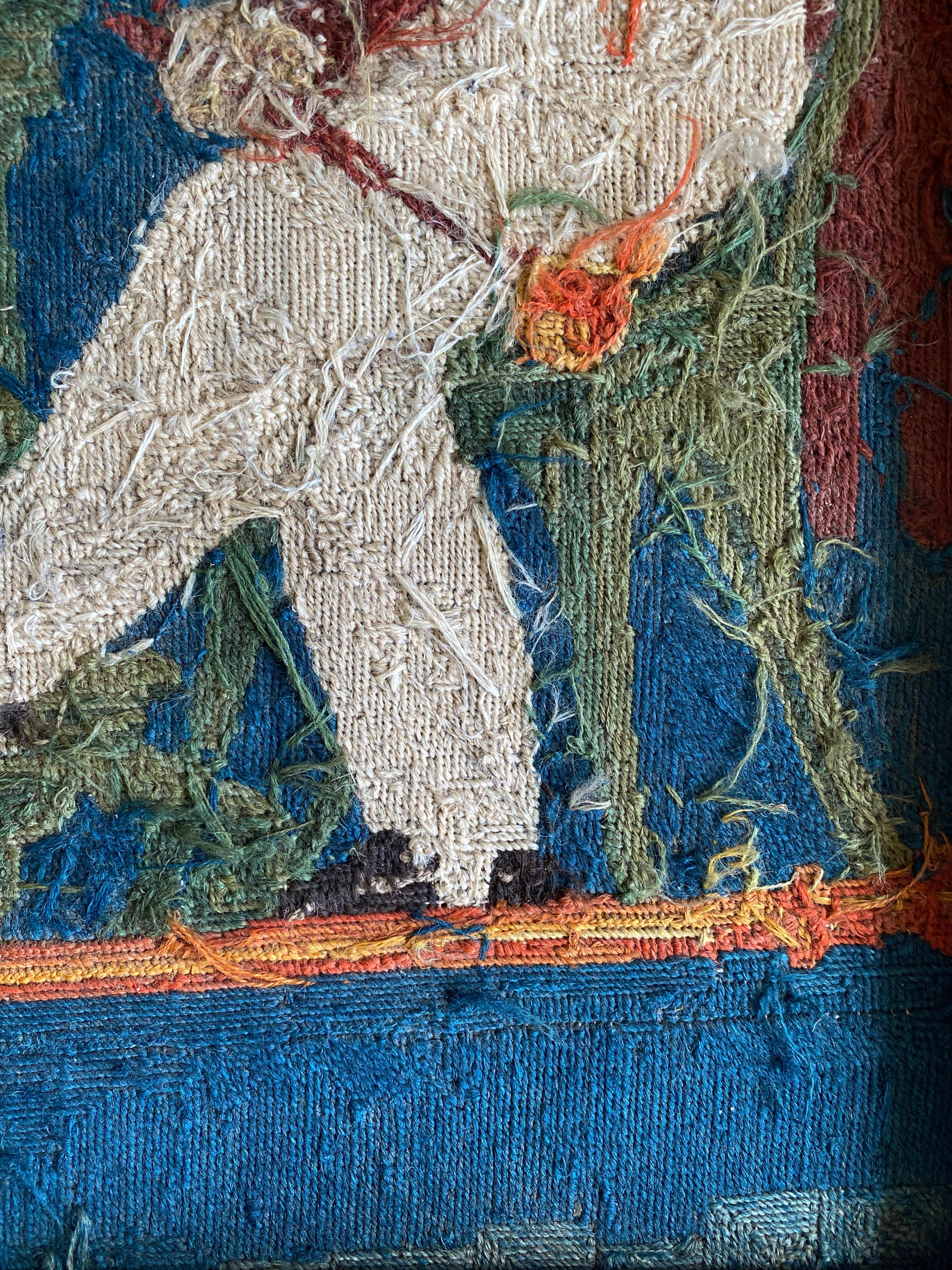 Gestickter Wandteppich Porträtwolle Rotkäppchen um 1890 im Angebot 1