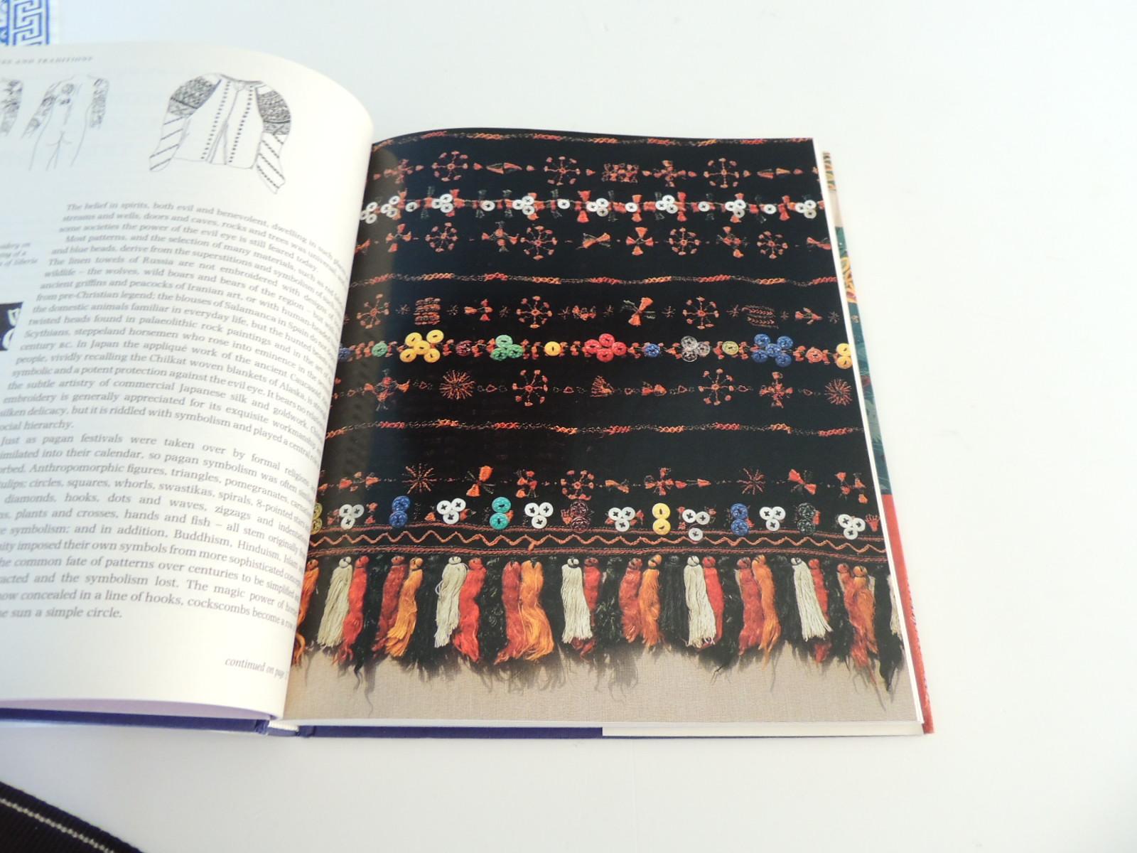 Modern Embroidered Textiles, Traditional Patterns from Five Continents Hardcover Book