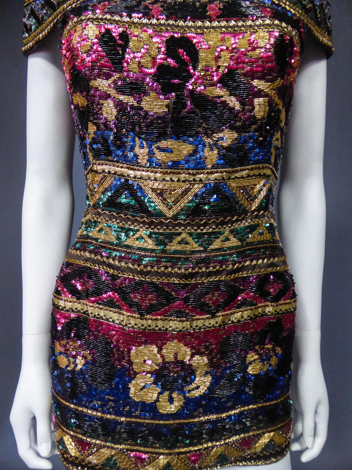 Noir Tunique brodée de Couture Run Way par Mila Schön (Attribué à) Fin 1980 en vente