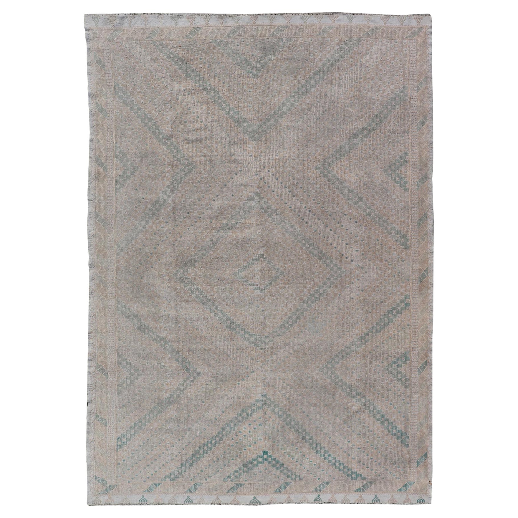 Handgewebter türkischer Kelim im Vintage-Stil mit geometrischem Diamantdesign, bestickt