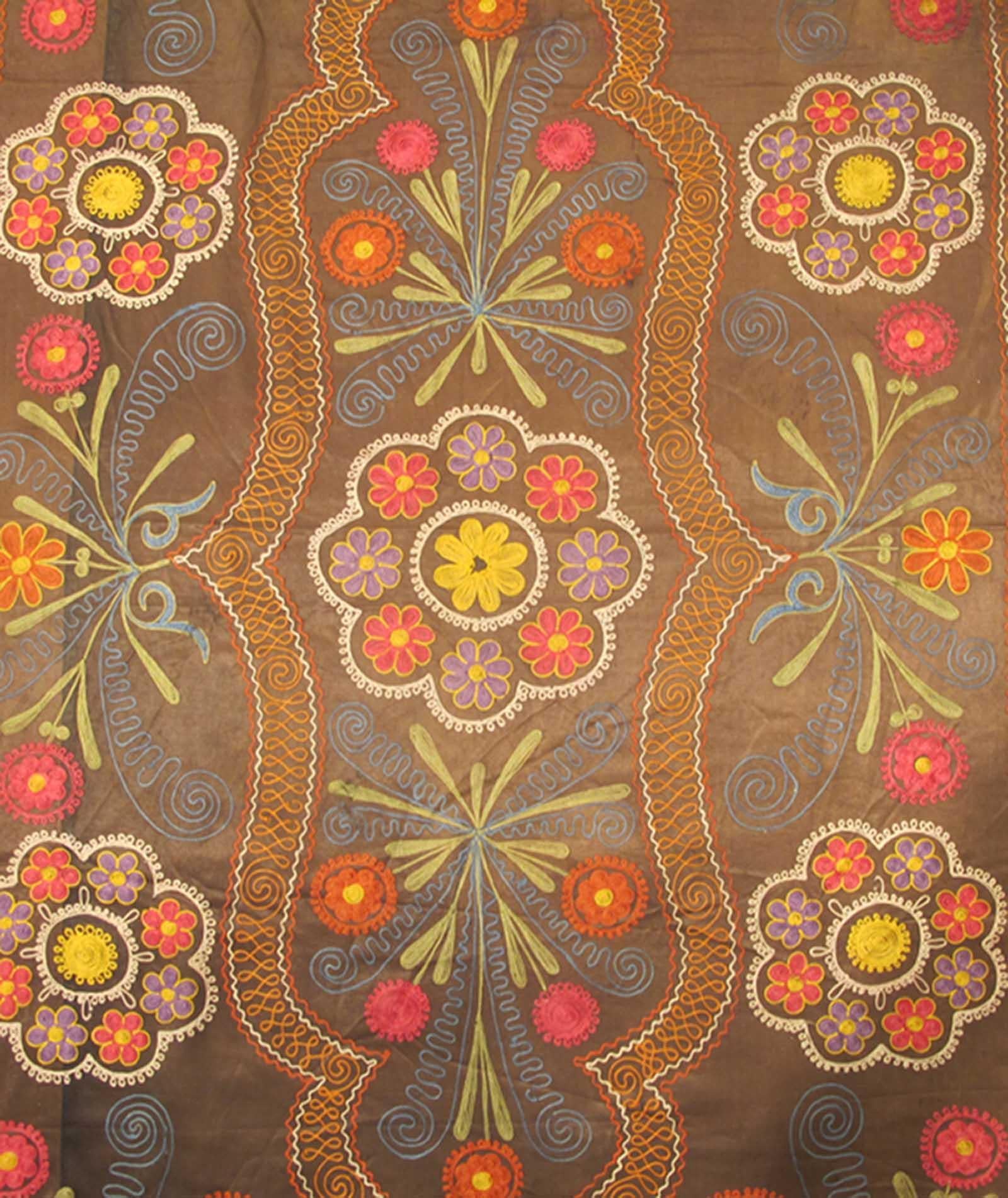 Hand-Woven Embroidery Suzani Vintage with Medallion Design