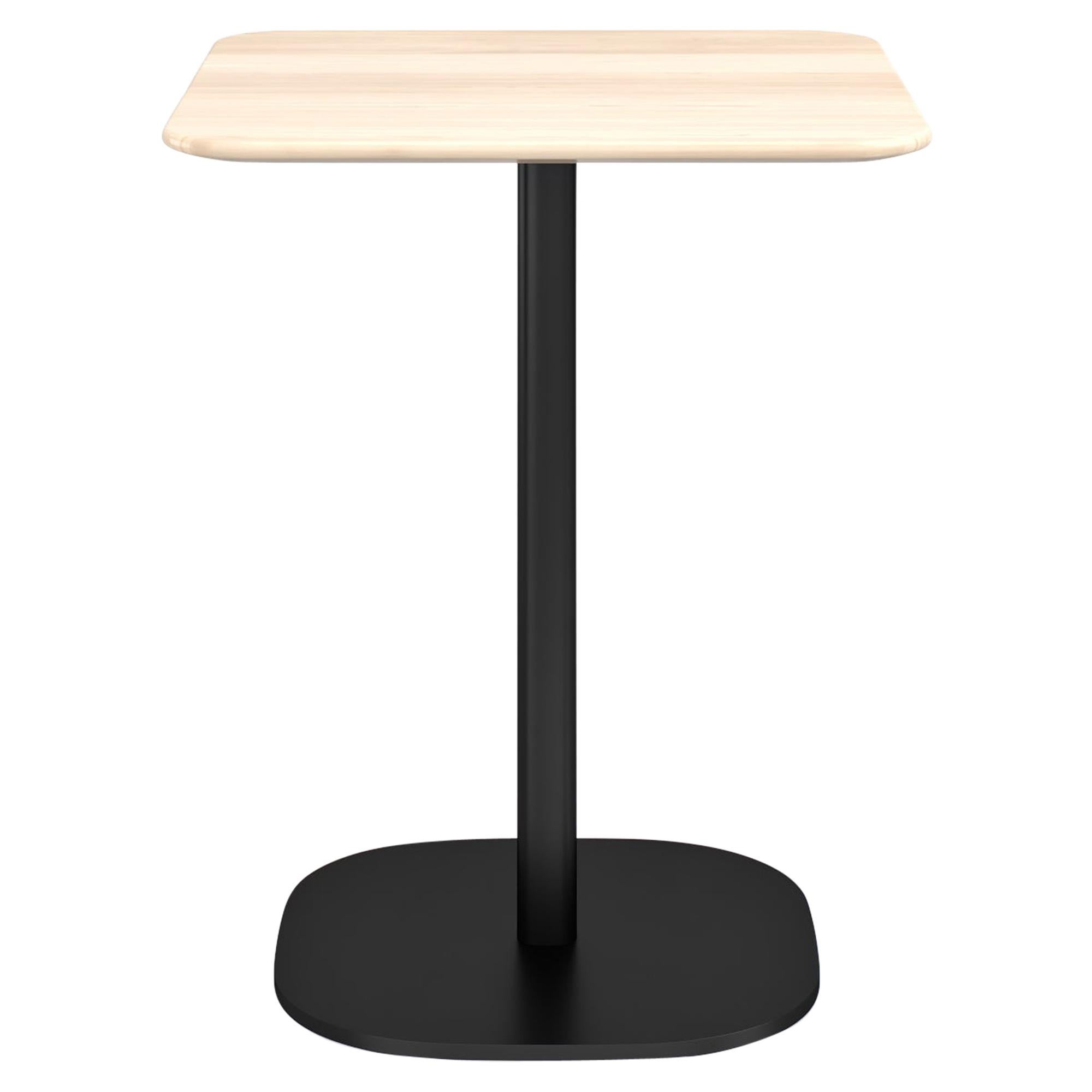 Emeco, kleiner 2 Zoll großer Cafe-Tisch mit schwarzen Beinen und Holzplatte von Jasper Morrison