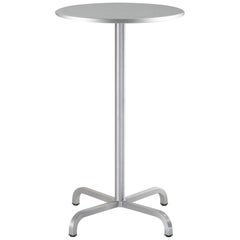 Petite table de bar ronde Emeco 20-06 avec plateau en stratifié gris par Norman Foster