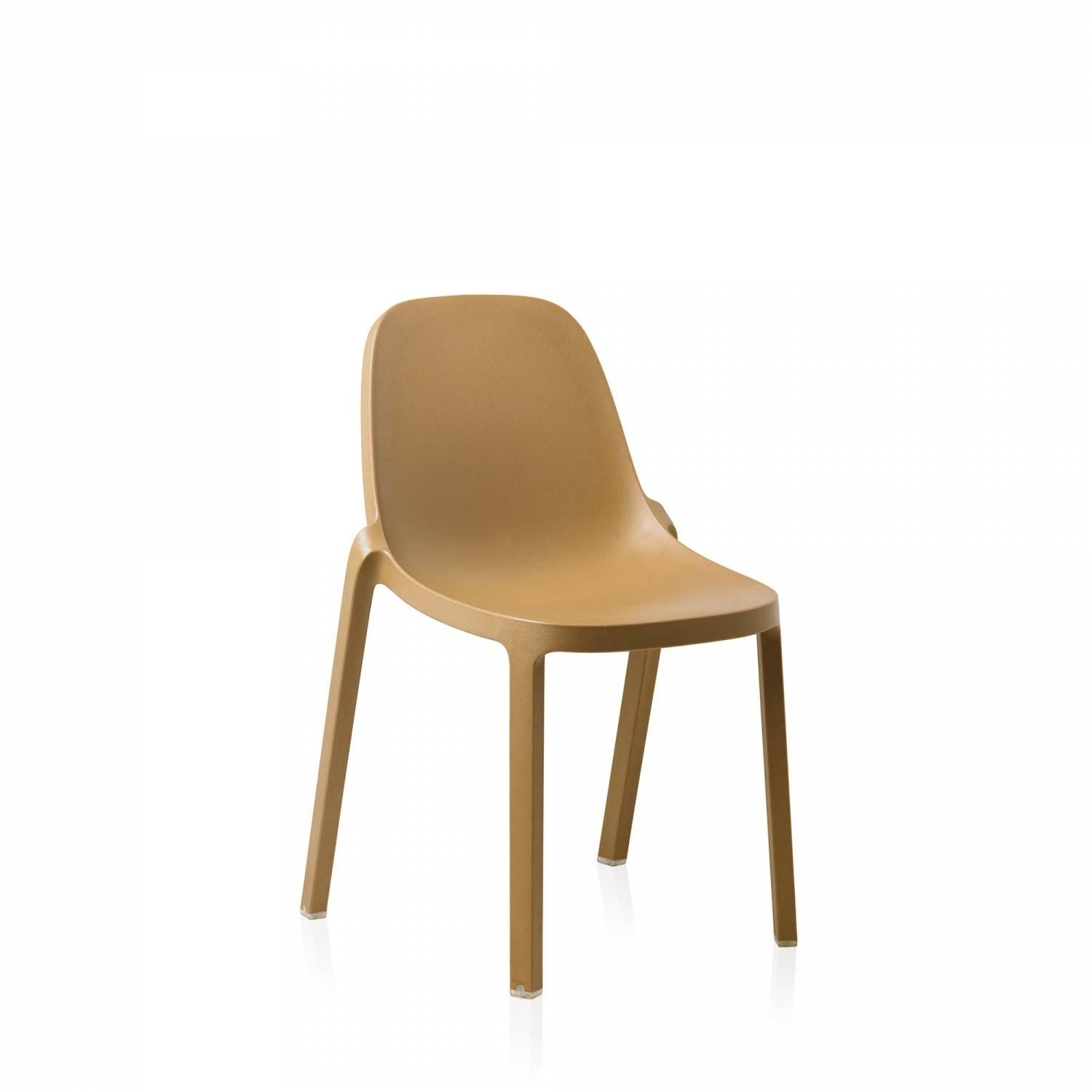 Philippe Starck and Emeco came together to create a new chair that is reclaimed, repurposed, recyclable – and designed to last. The chair is made from 75% waste polypropylene and 15% reclaimed wood fiber that would normally be swept into the trash,